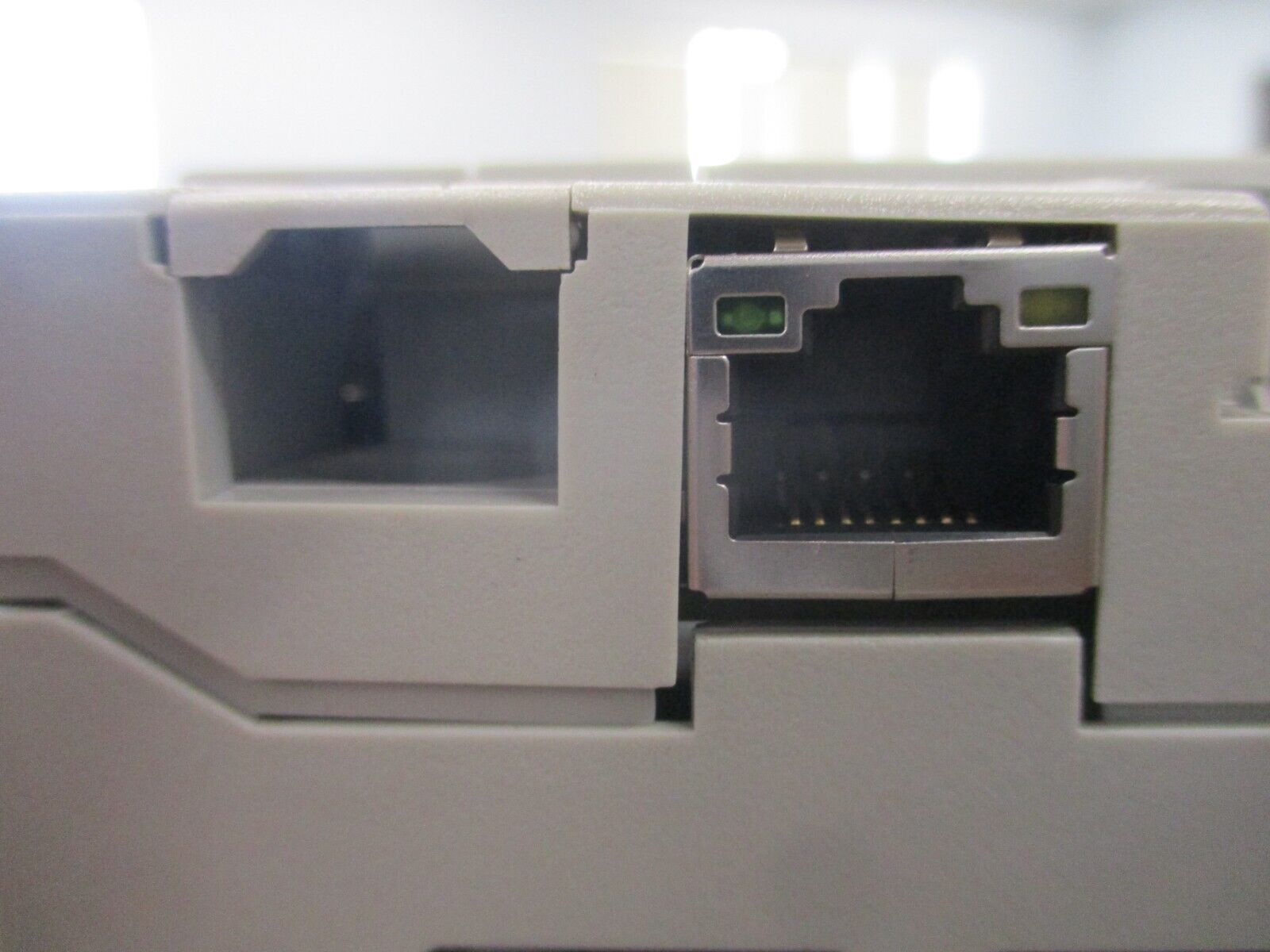 Allen-Bradley MicroLogix 1400 Controller 1766-L32BXB Ser. A Rev. C FRN. 05 Used