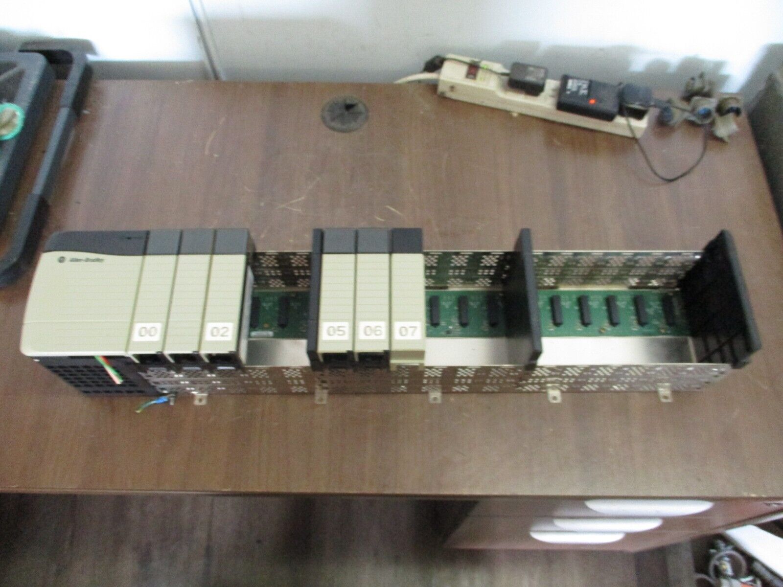 Allen-Bradley ControlLogix 17-Slot Chassis w/ Power Supply 1756-A17/1756-PA75
