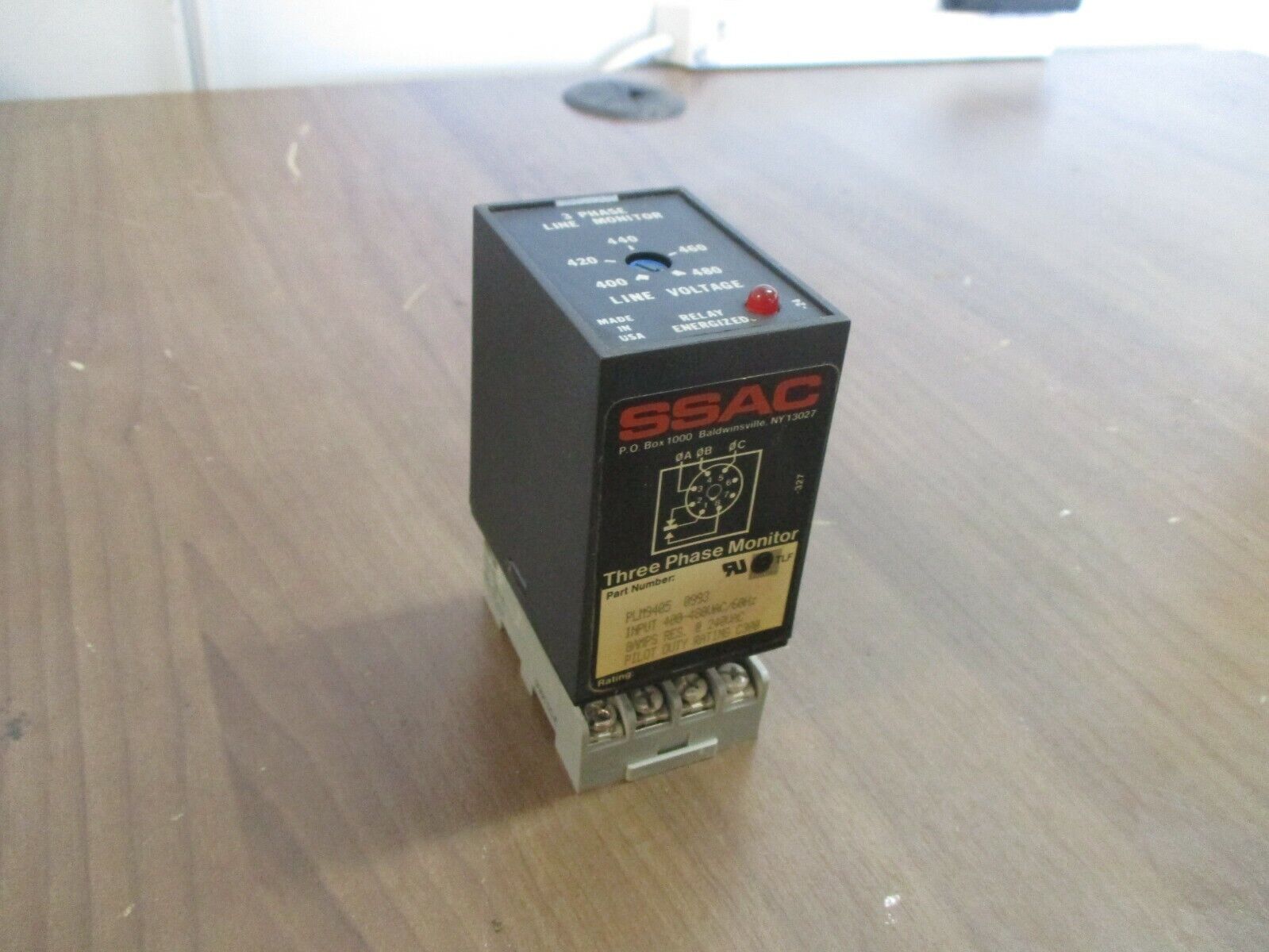 SSAC 3-Phase Monitor PLM9405 0993 400-480V 60Hz w/ Base Used