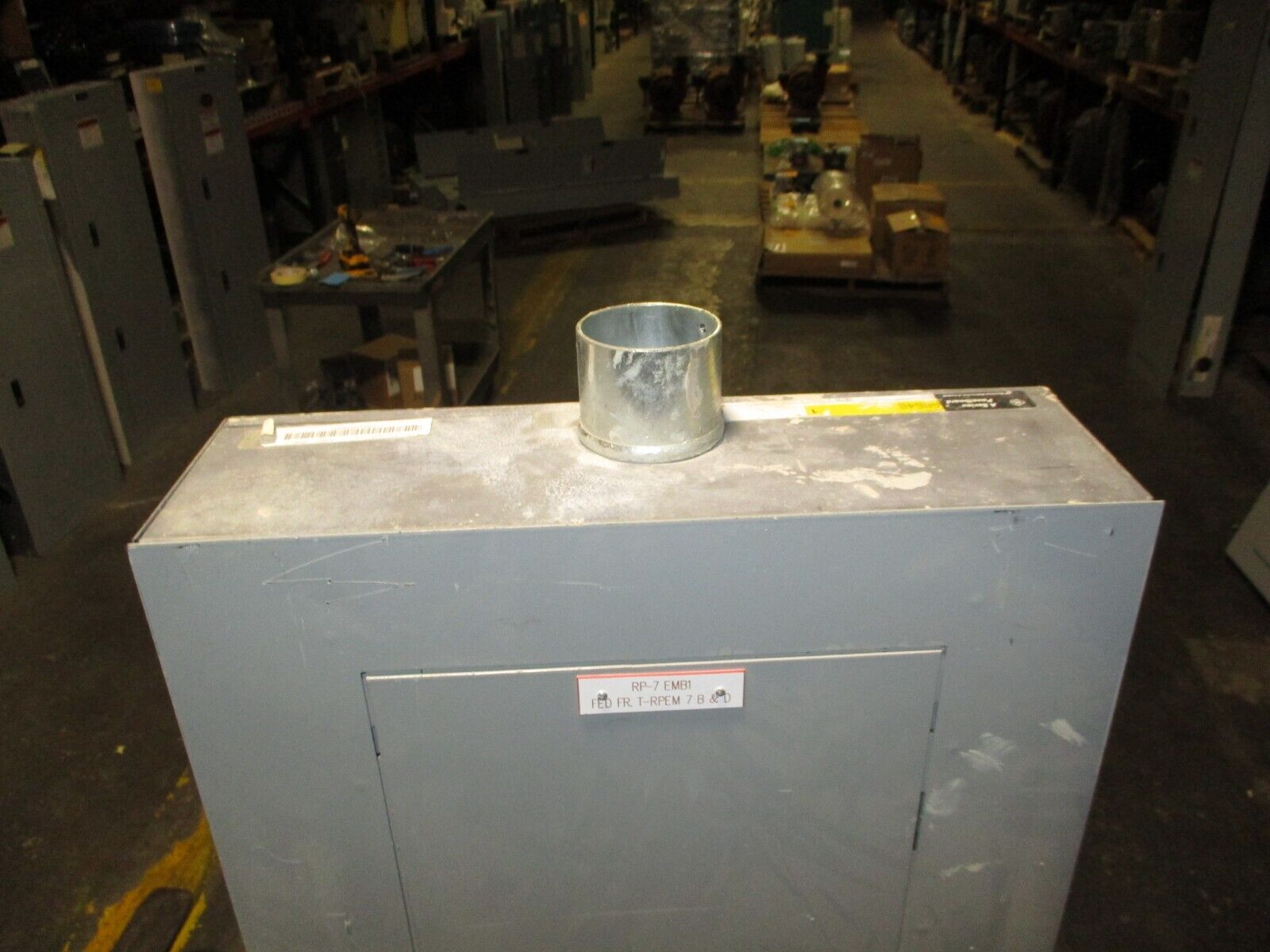 GE Main Lug Breaker Panel AQF3422MTX 225A Max 208/120V 3Ph 4W 42-Slot Used