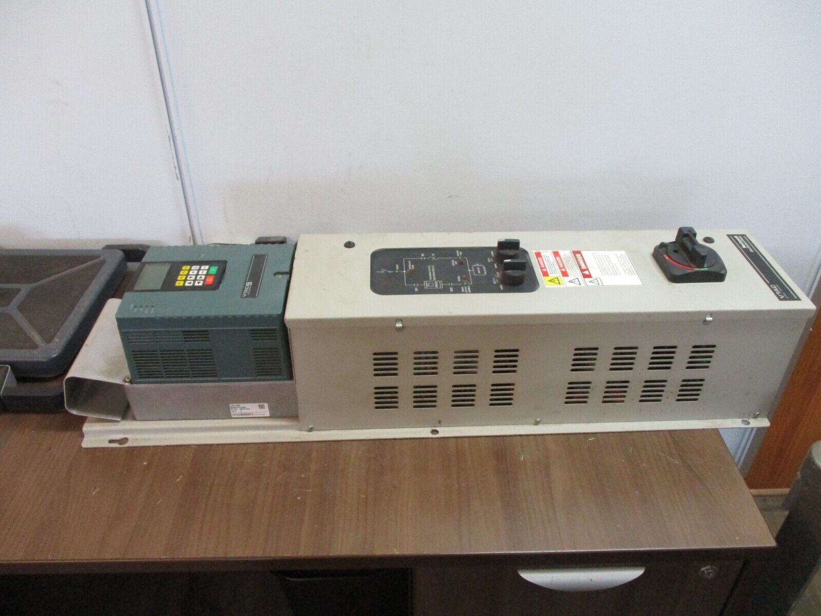 Rockwell Automation VTAC 9 AC Drive w/ Bypass 9VT401-008HTNNN 5HP 3Ph w/ Keypad