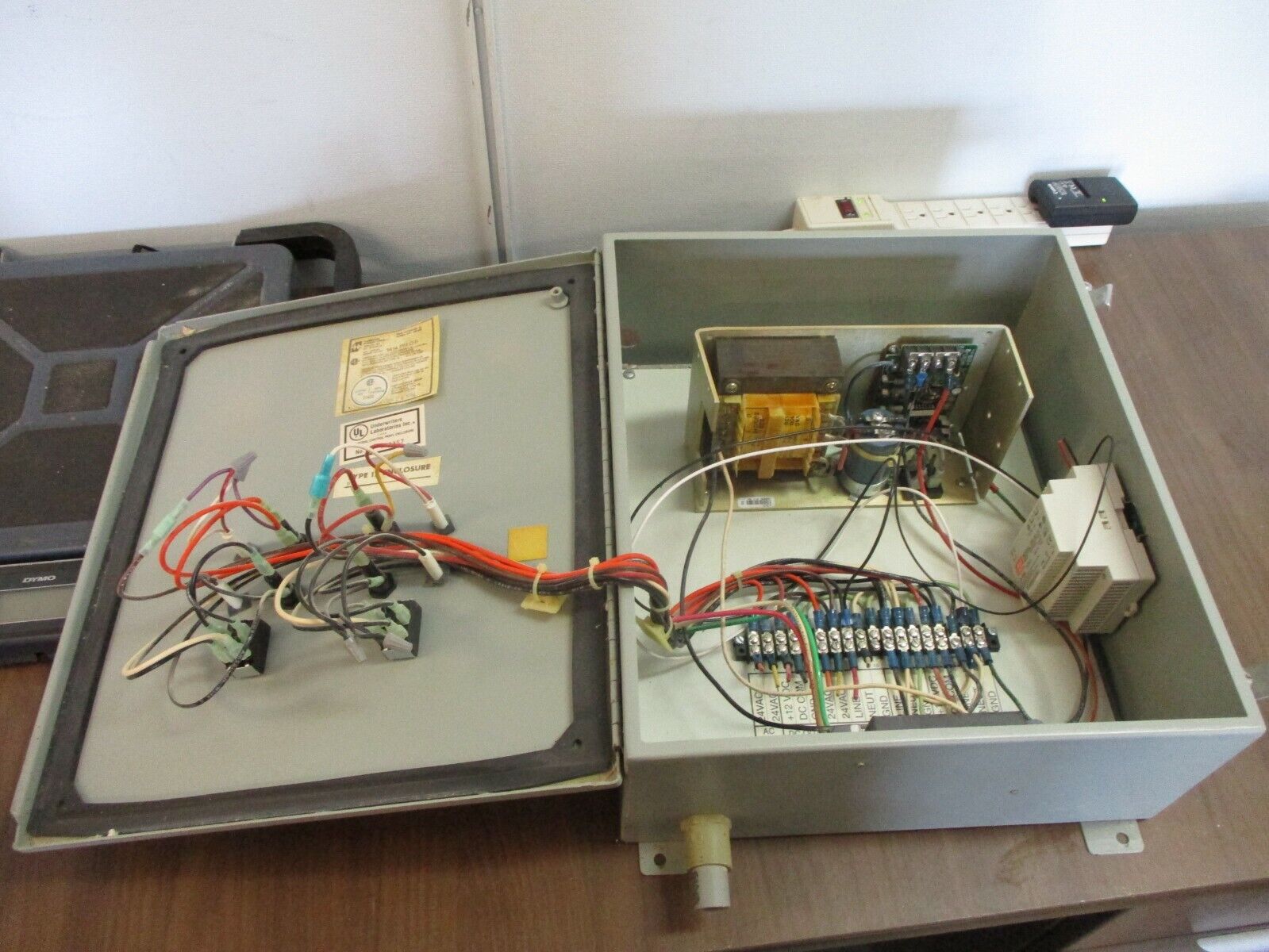 Automated Environments, Inc. Power Supply PS-1 Type 12 Enclosure Used