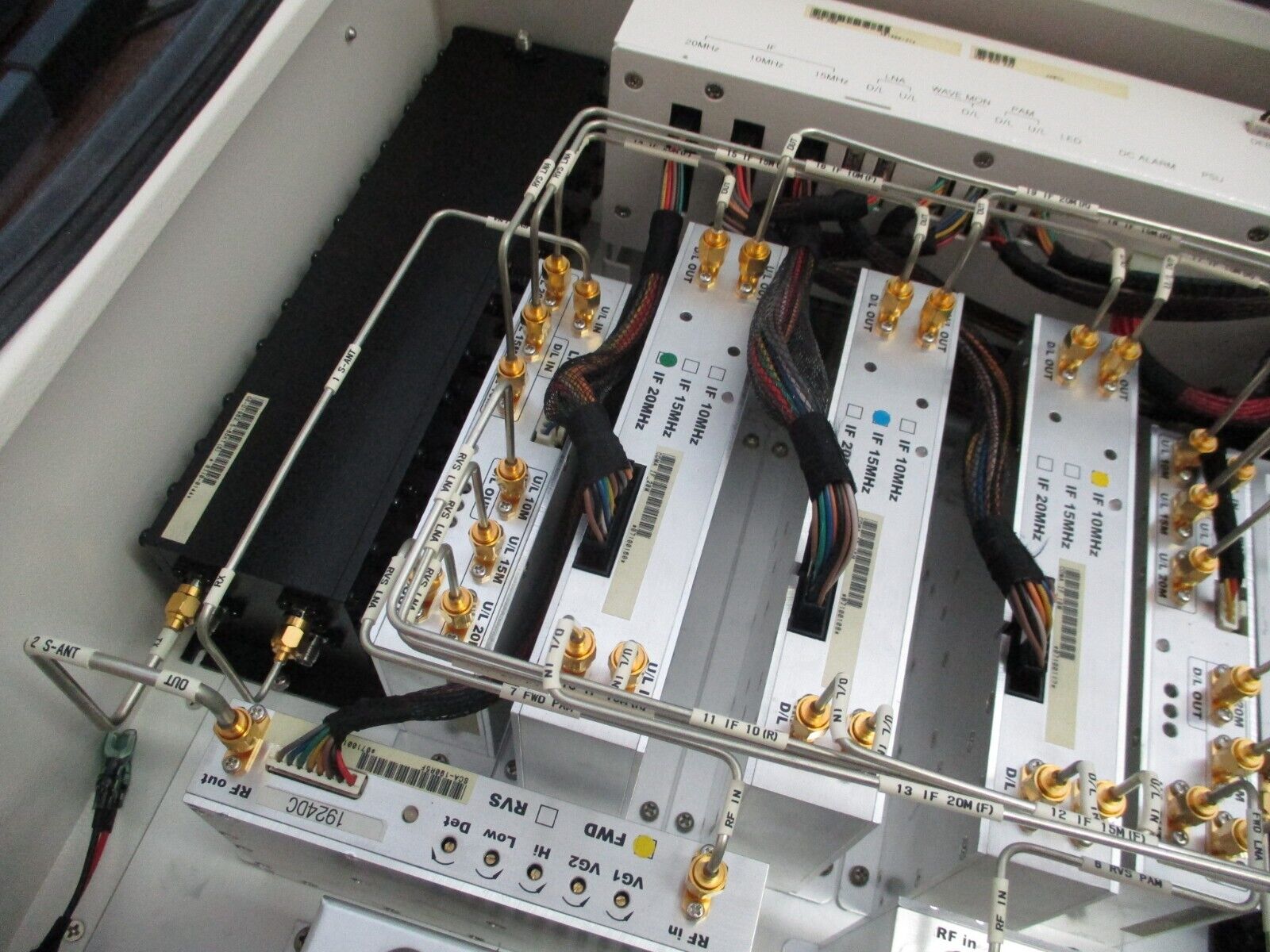 GST 24dBM RF Repeater PCS 1900 Used