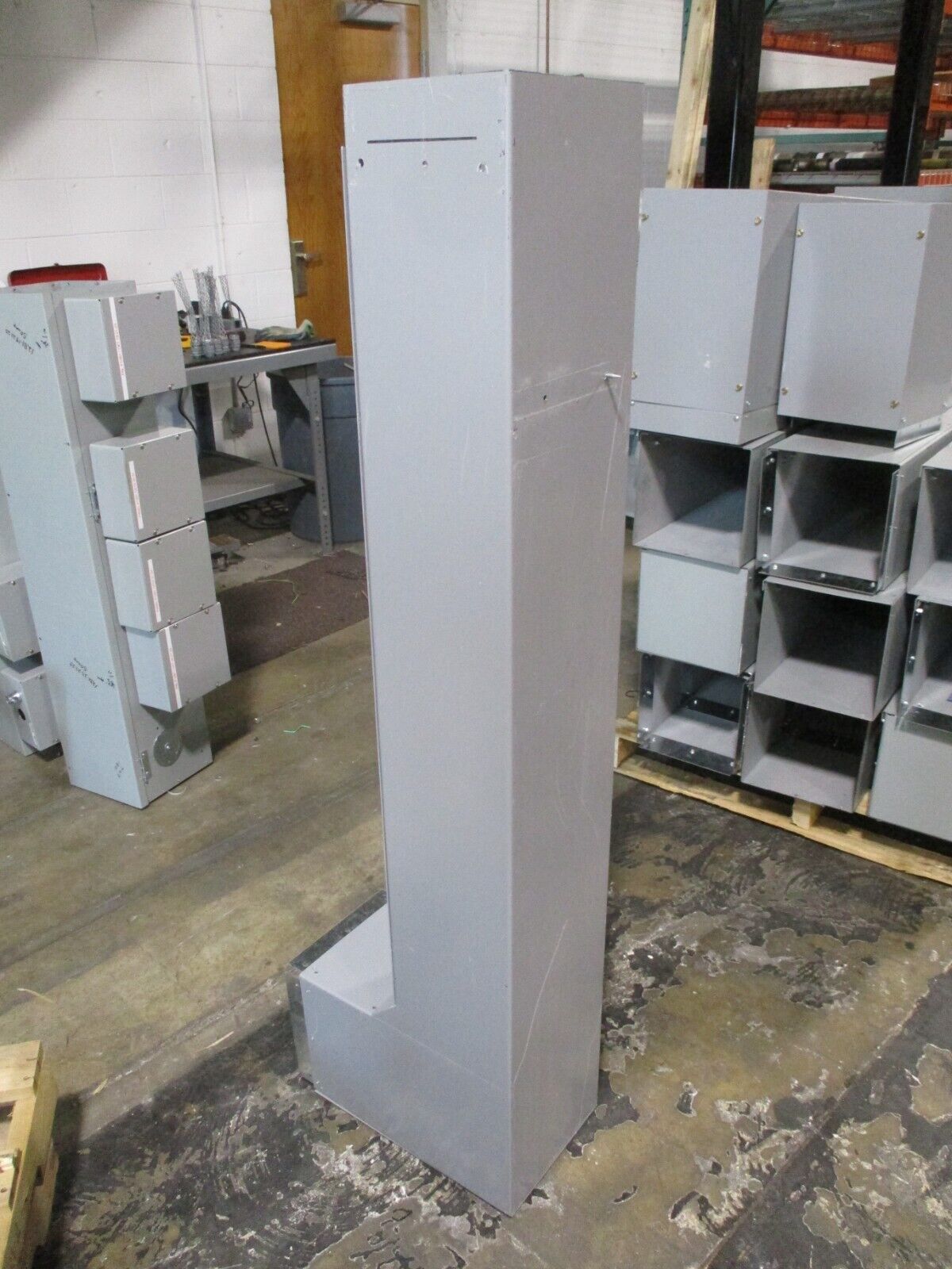 AMP Wireway w/ 90° End Length: 60" Ends: 10" x 8" to 10" x 10" Used
