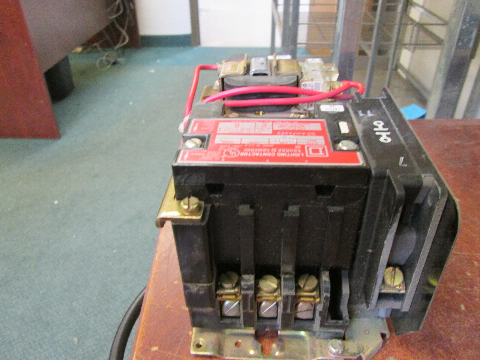 Square D Lighting Contactor 8903 SM0 12 LW 120V Coil 30A 250 VDC./ 600VAC Used
