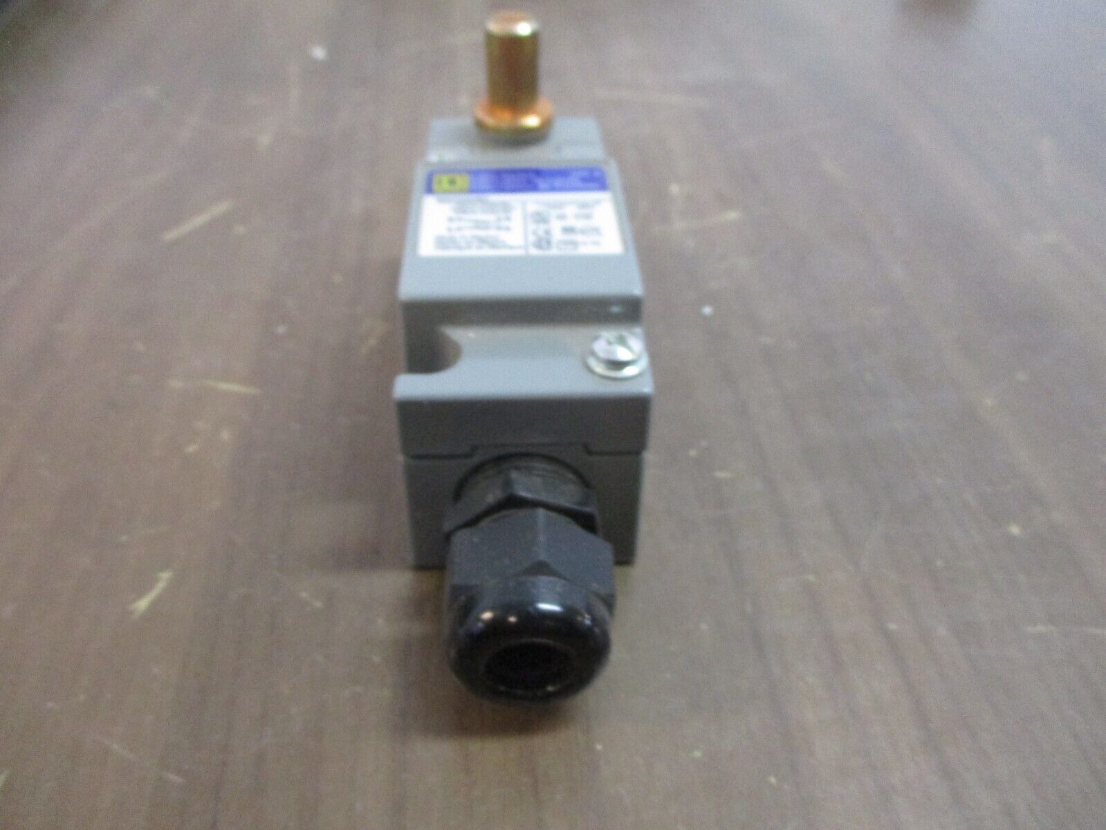 Square D Limit Switch 9007C54B2 Ser. A Type 6P Used