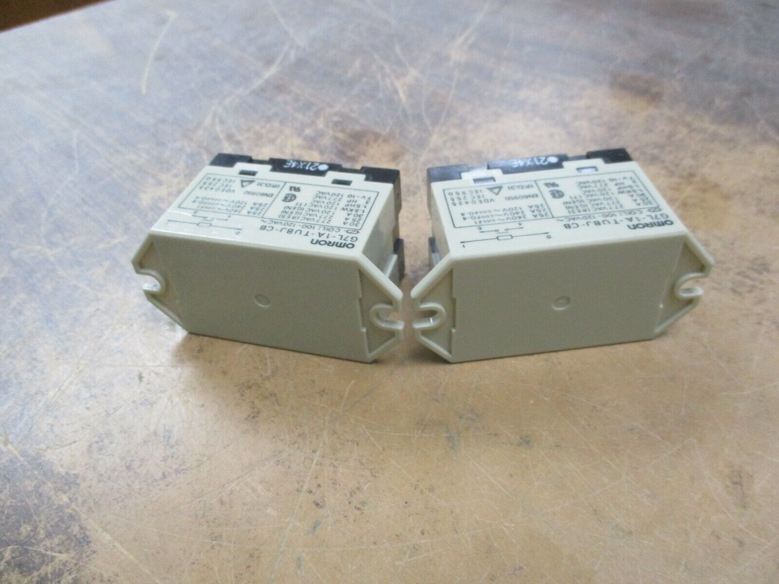 Omron Relay G7L-1A-TUBJ-CB 100-120VAC Coil *Lot of 2* Used
