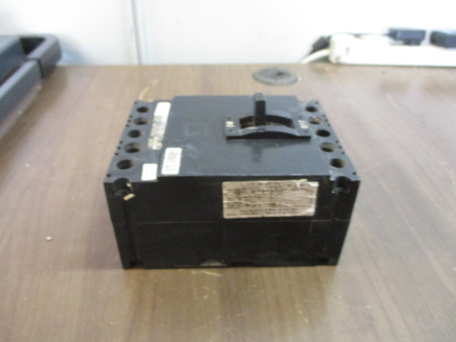 Square D Circuit Breaker FAL-26015 15A 600V 2P Used