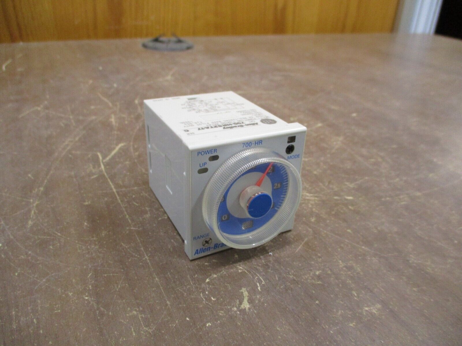 Allen-Bradley Multifunction Timing Relay 700-HR52TA17 Range: 0.05 Sec-300 Hr