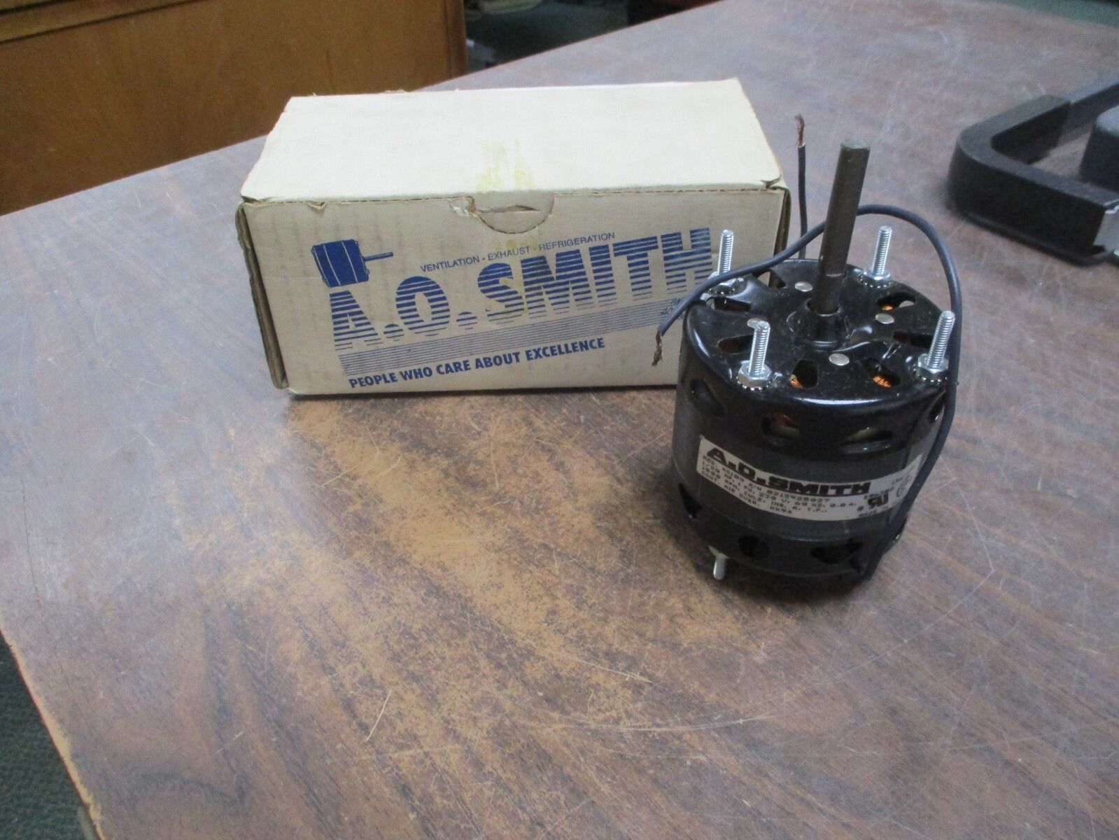 A.O. Smith AC Motor A0189 1/20HP 1500RPM 230V 0.8A 60Hz 1Ph New Surplus