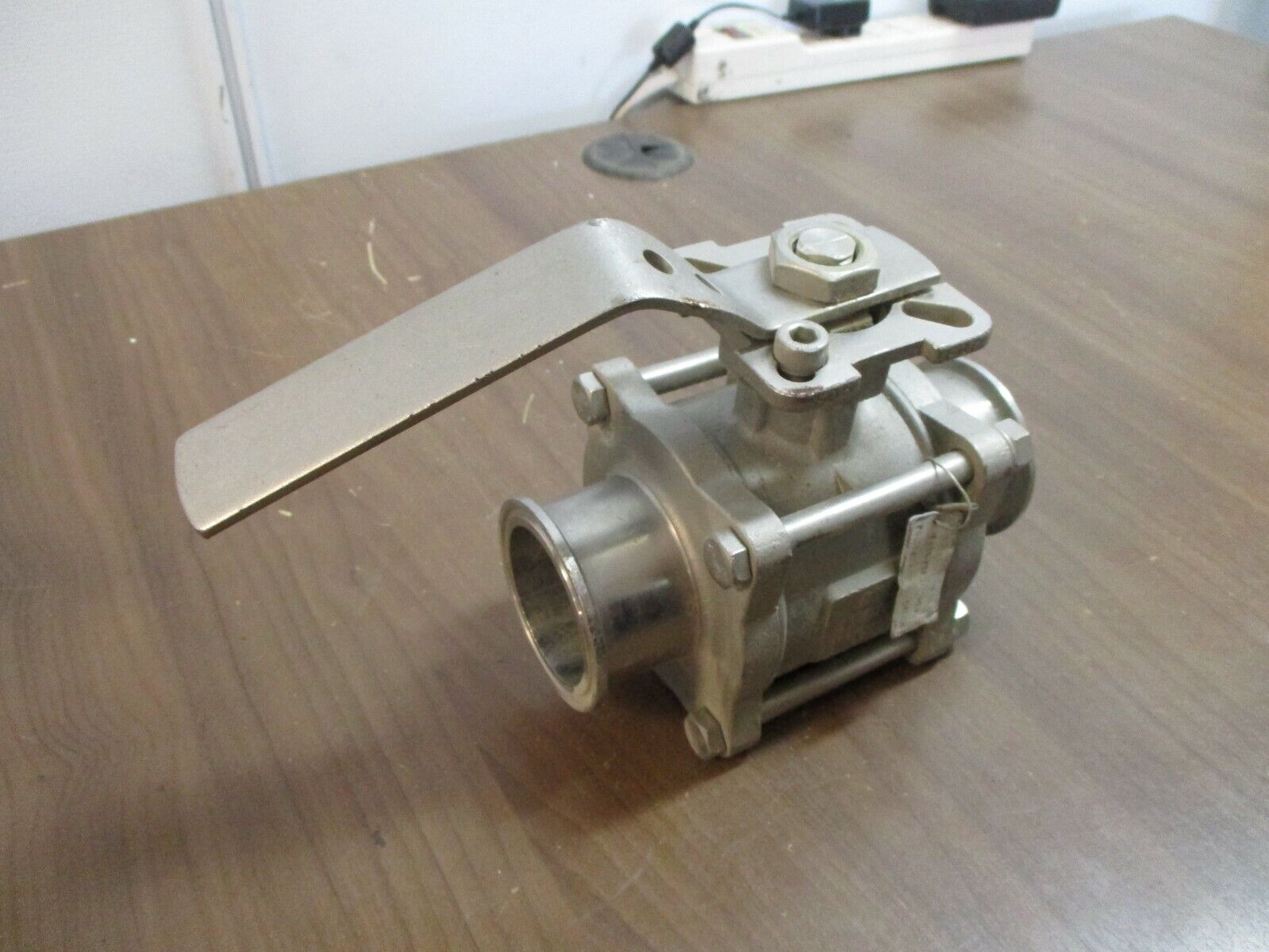 QSM Stainless Steel Ball Valve Size: 2" 1000 WOG *Bent Handle* Used