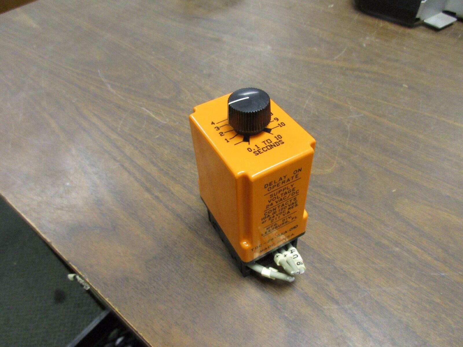 Diversified Electronics Time Delay Relay TDC-24-AKA-010 24V Range:0.1-10Sec Used