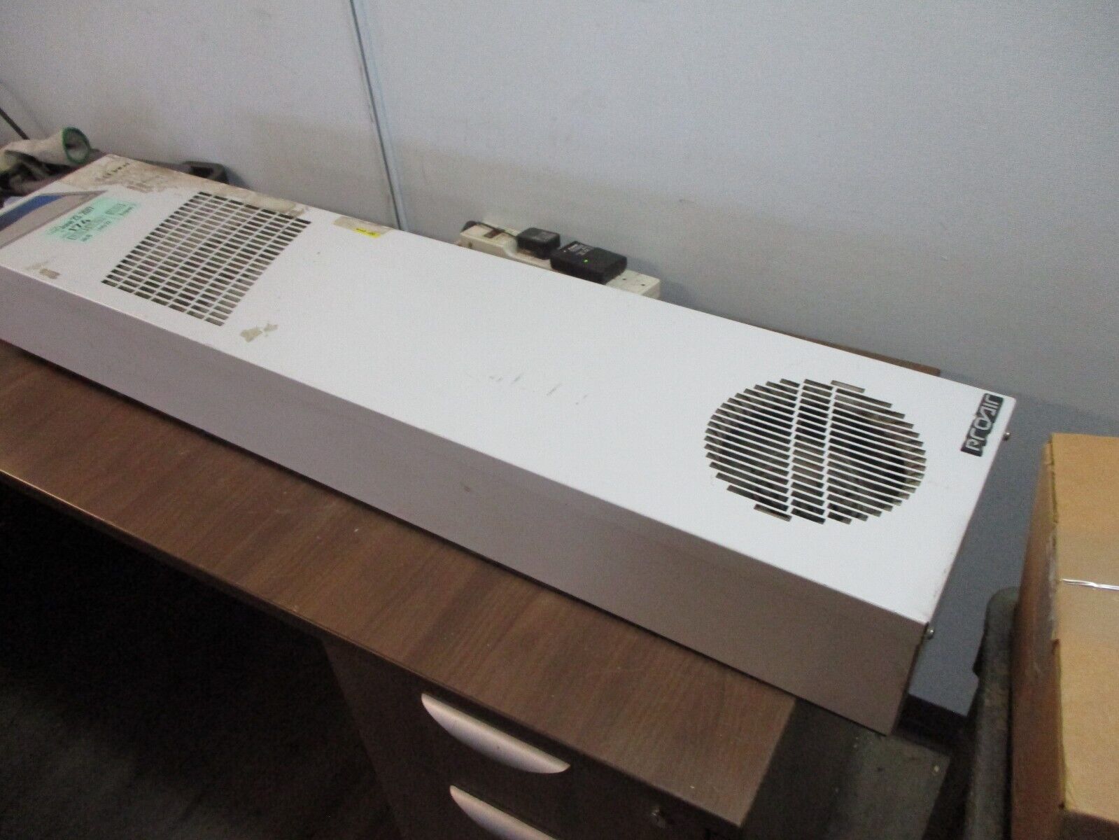 McLean Heat Exchanger XR47-2416-012H 115V 50/60Hz 1Ph 1.8A Range: -20-140°F Used