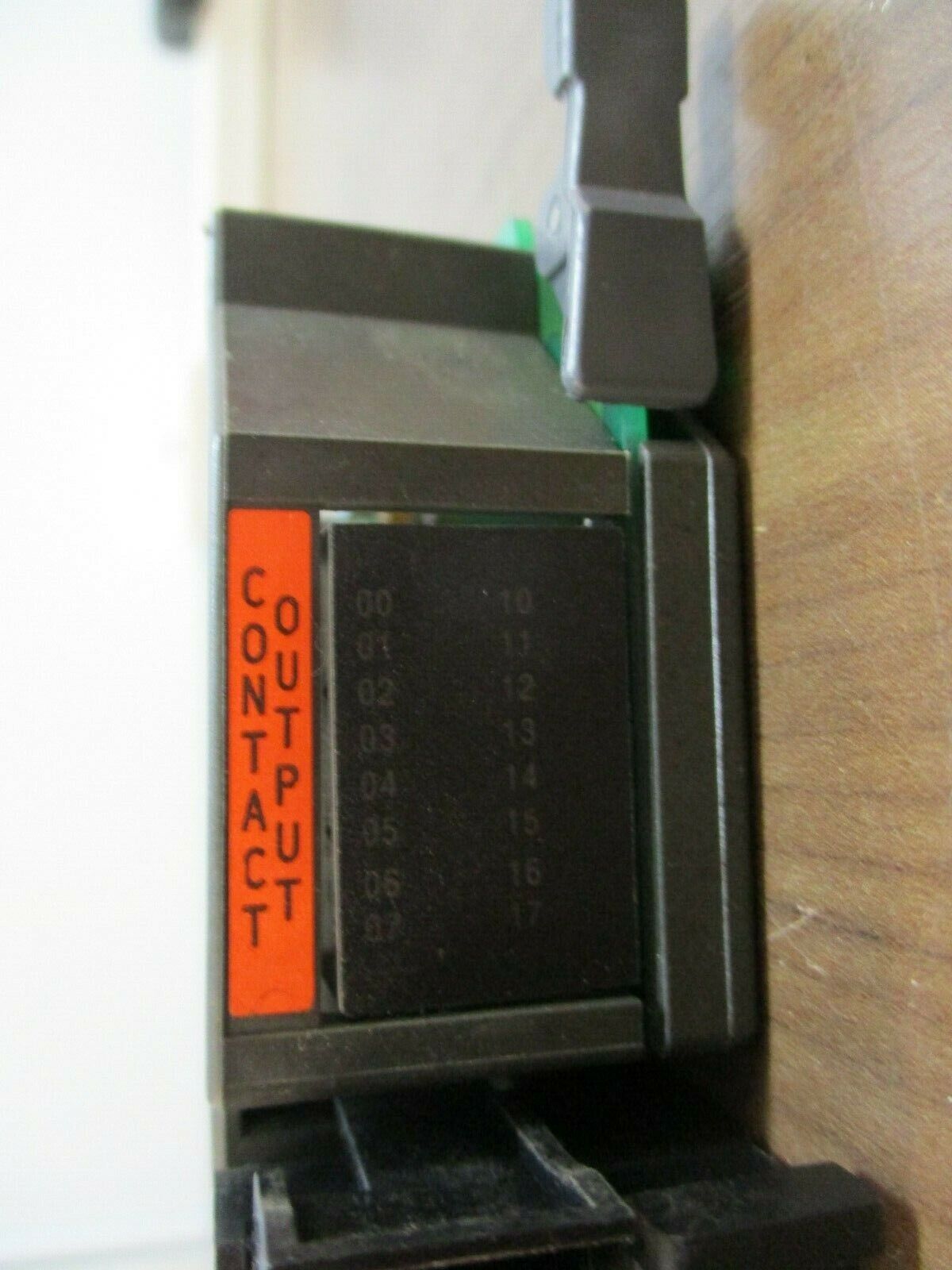 Allen-Bradley PLC Board 1771-OW16/B Electromechanical Contact Output Module Used