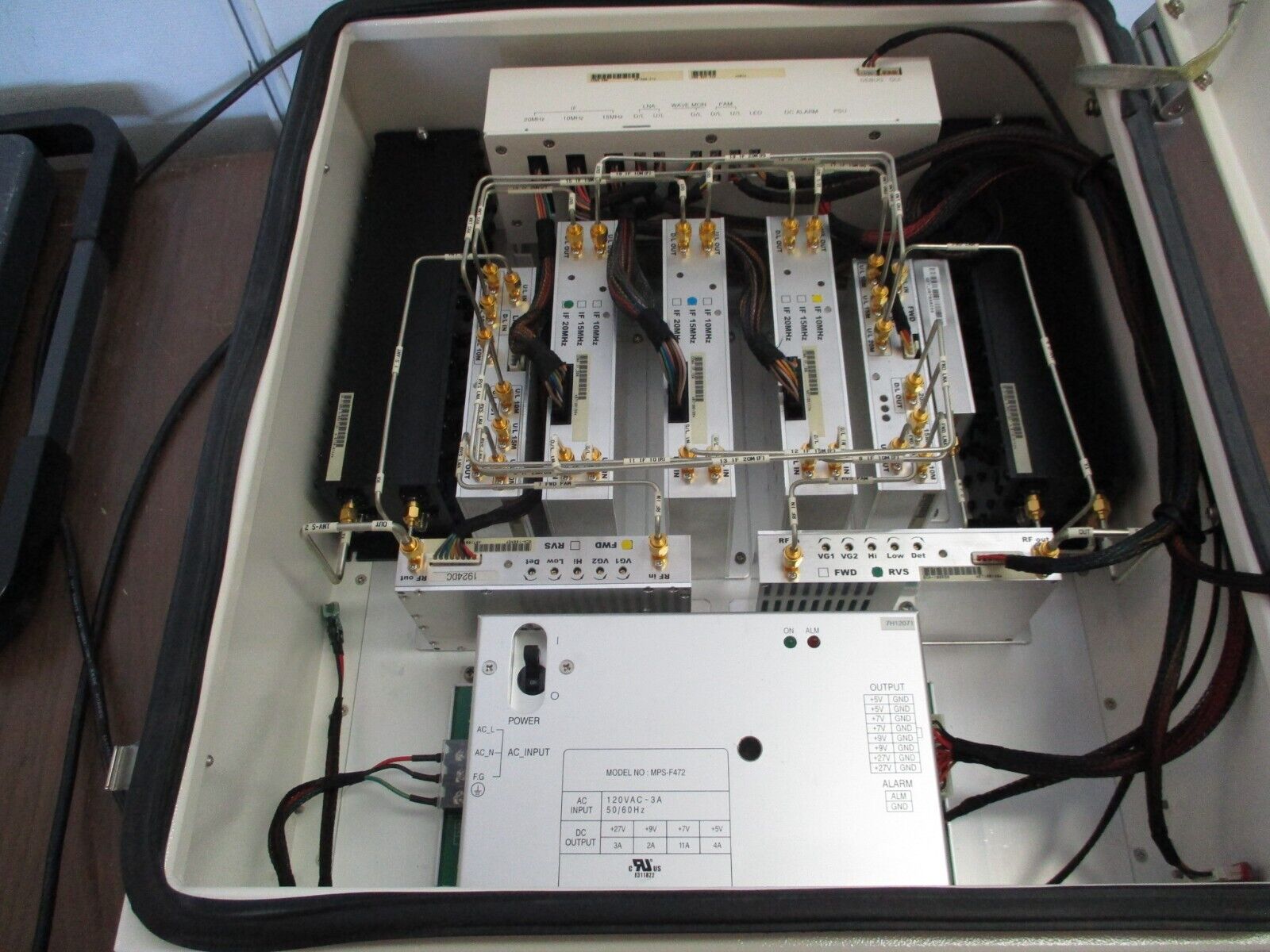 GST 24dBM RF Repeater PCS 1900 Used