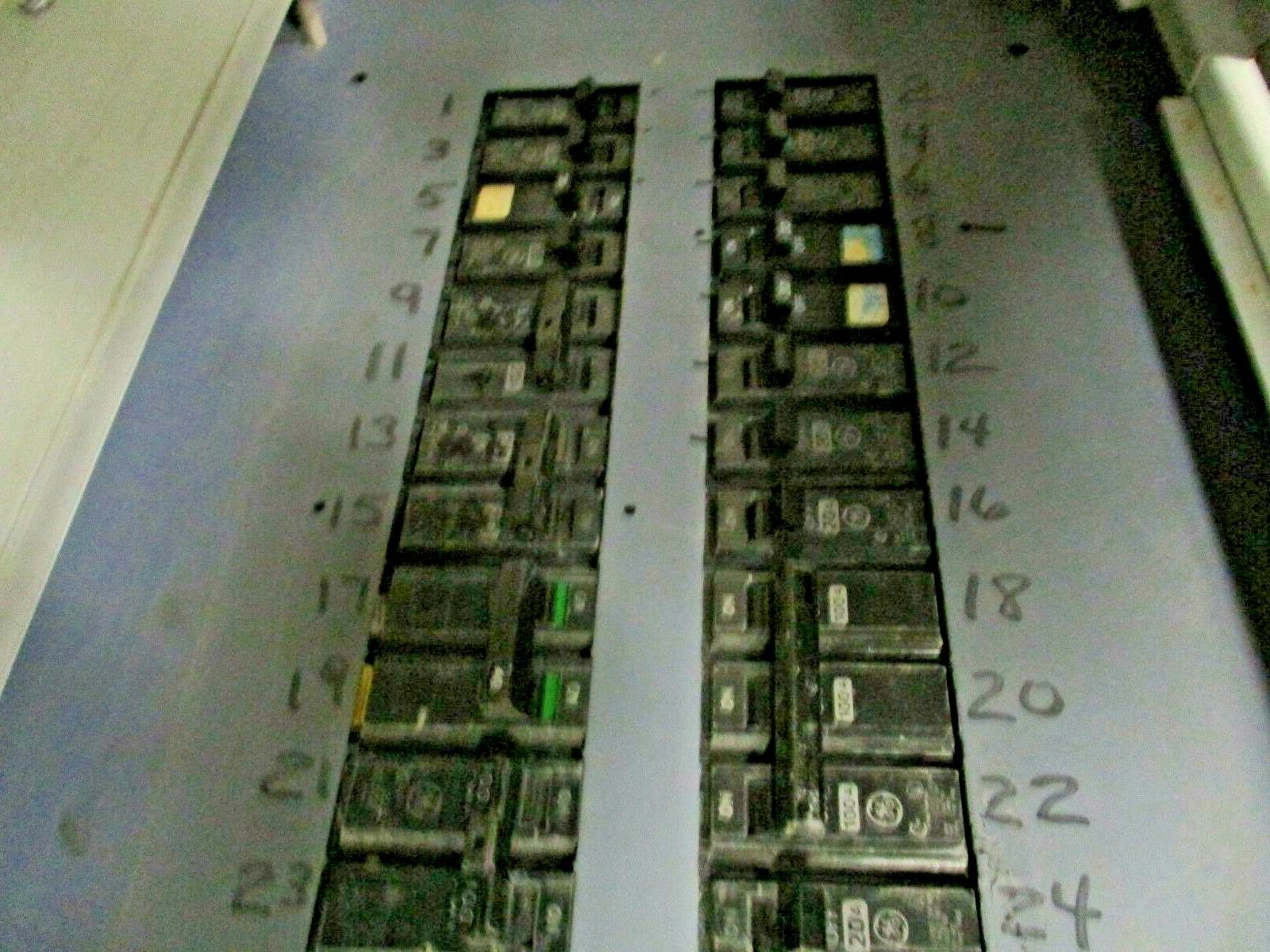 GE Main Breaker Circuit Breaker Panel 225A Max 208Y/120 Used
