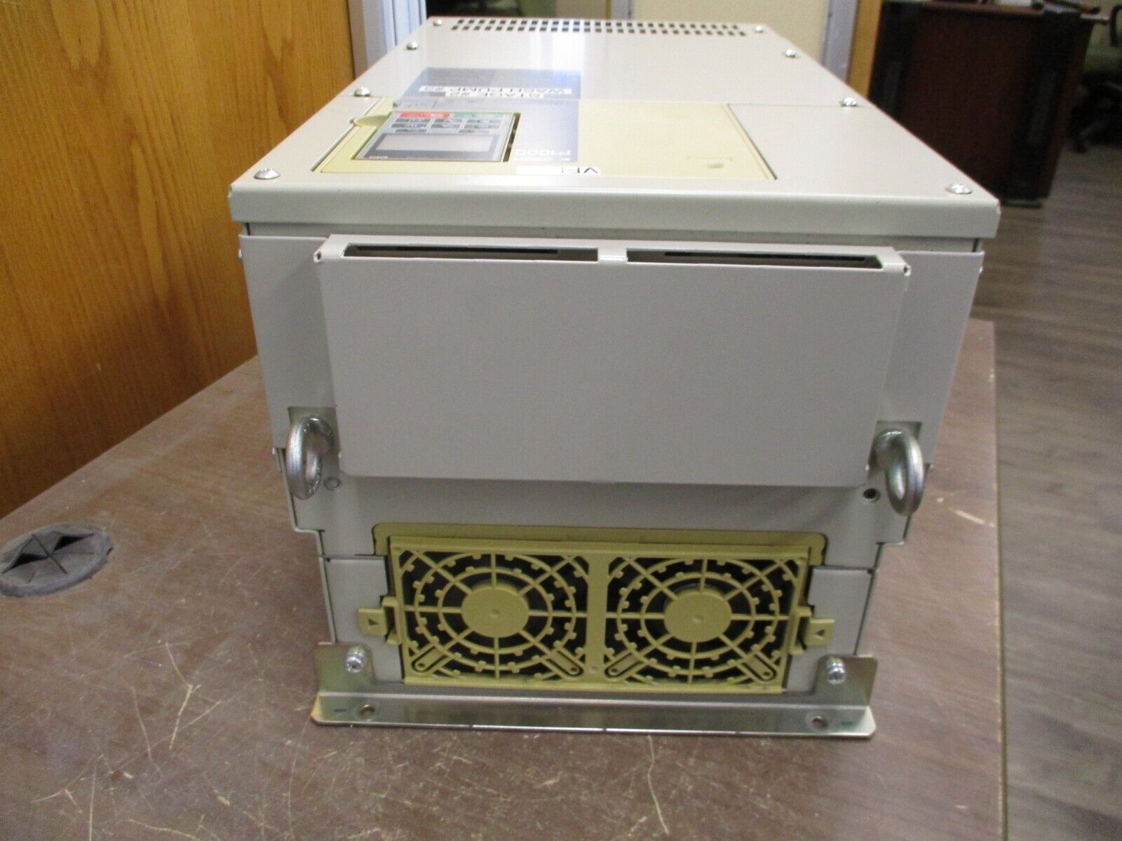 Yaskawa P1000 AC Drive CIMR-PU4A0072FAA Rev. A 50HP 3Ph w/ Keypad Used
