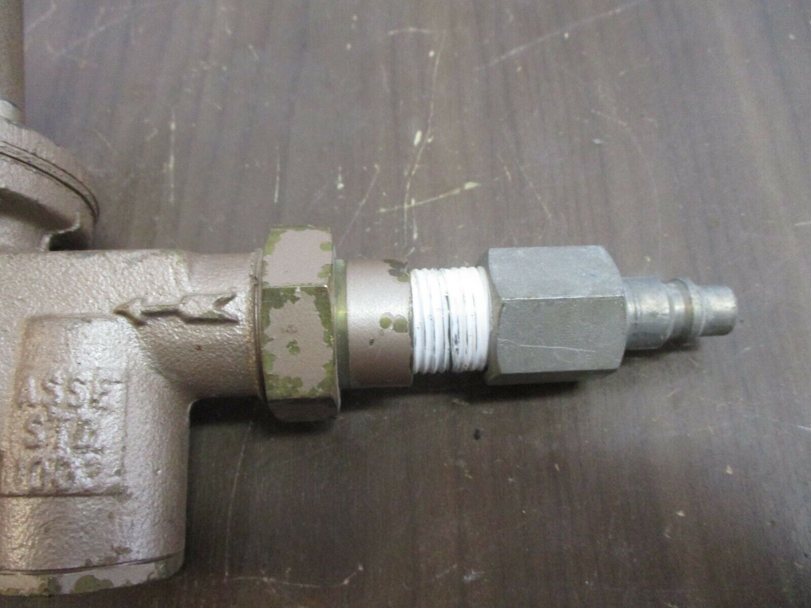 Watts Low Pressure Regulator 5M3 200PSI Max Range: 10-35 Used