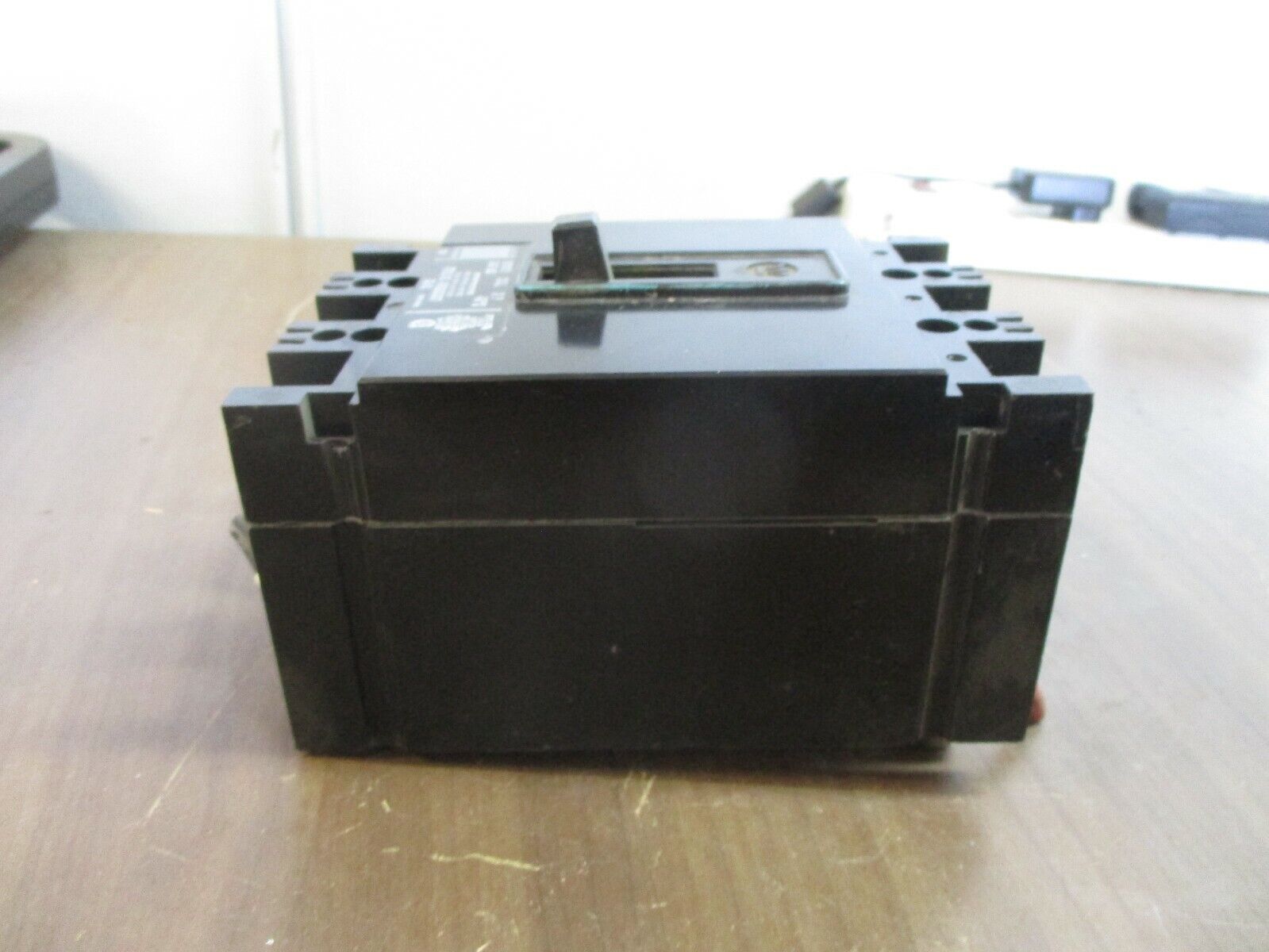 Westinghouse Circuit Breaker EB3030 30A 240V 3P Used