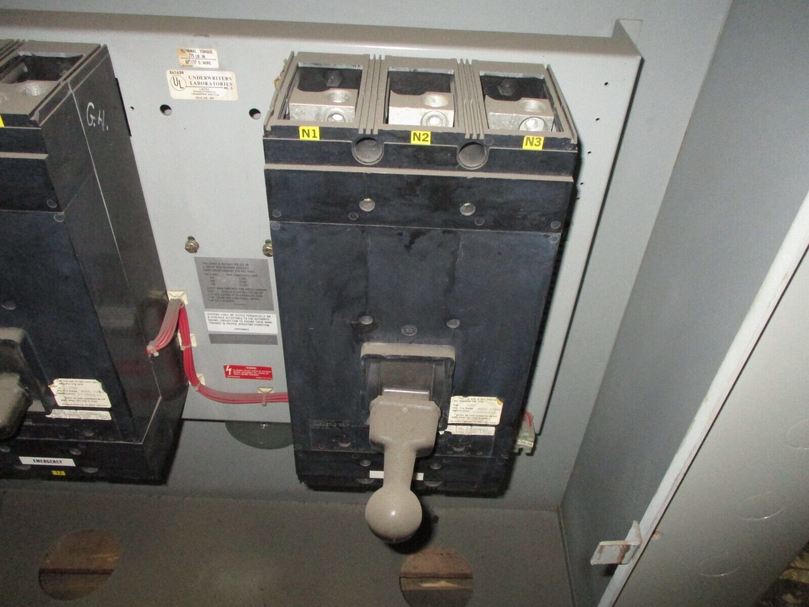 Westinghouse Manual Basic Transfer Switch 371D590G33 1000A 600V Used