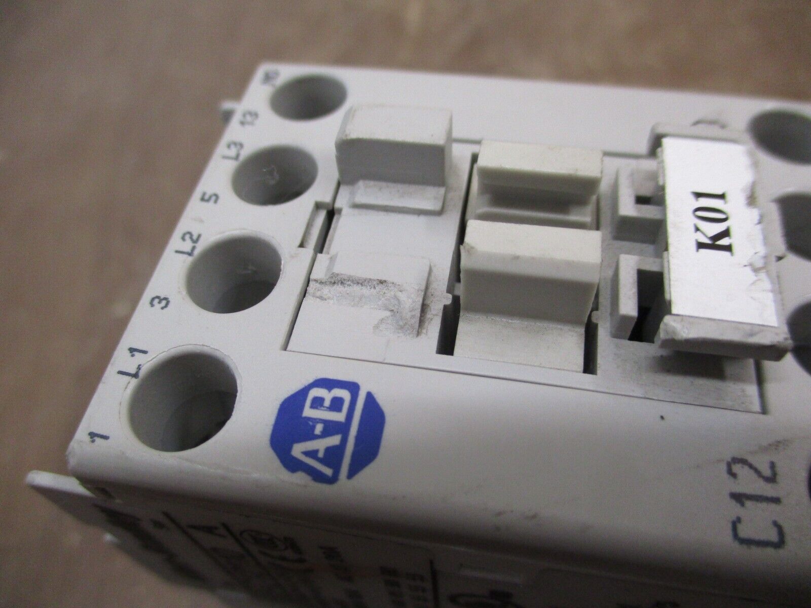 Allen-Bradley Contactor 100-C12*10 24V Coil 25A 600V *Damaged Top* Used