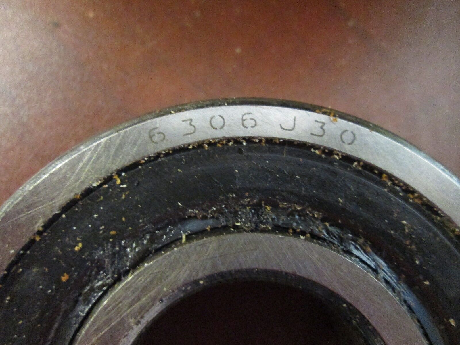 SNR Ball Bearing 6306EEJ30 Inside Diameter 30MM Outside Diameter 72MM New