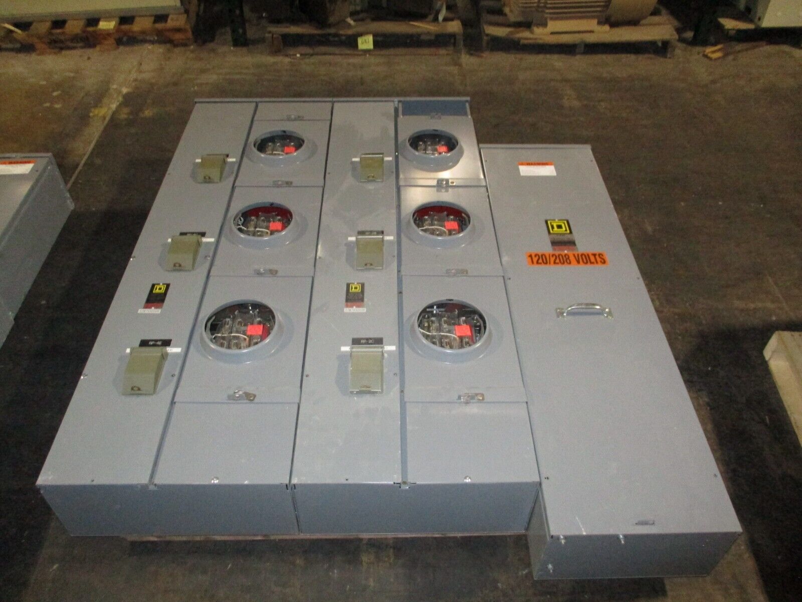 Square D 3R EZM Meter Center w/ Terminal Box EZM743200R / EZM4800TBR 6-Position