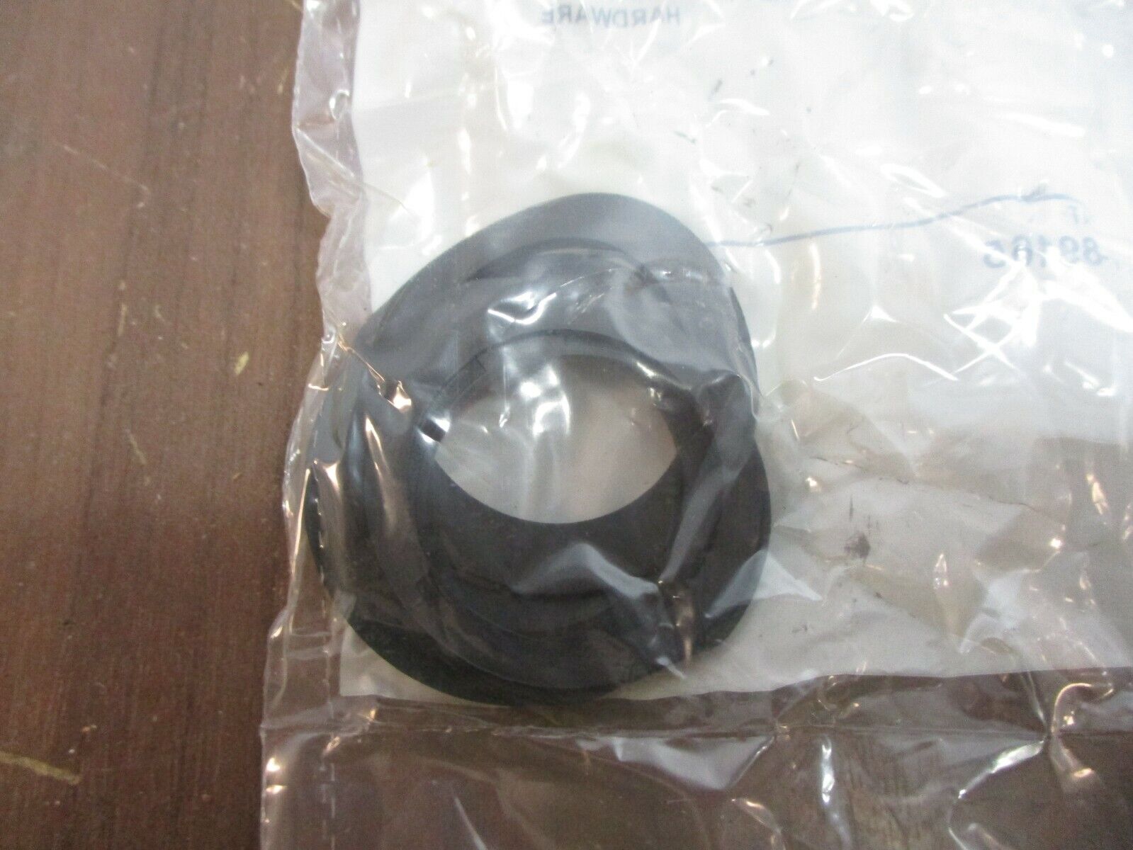 Allen-Bradley Illuminated Push Button 800H-FRXNQH10GA7 Ser. F Green New Surplus