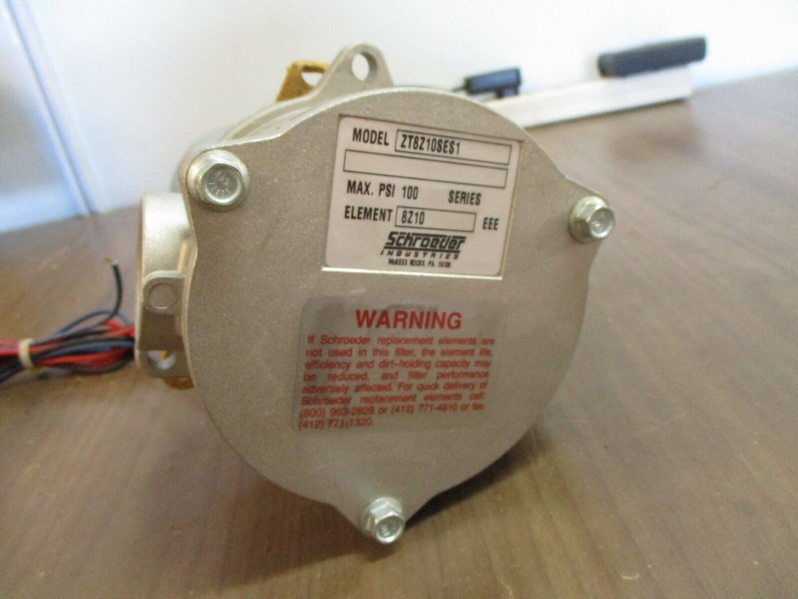 Schroeder Tank Mounted Filter ZT8Z10SES1 100PSI Element: 8Z10 EEE New Surplus