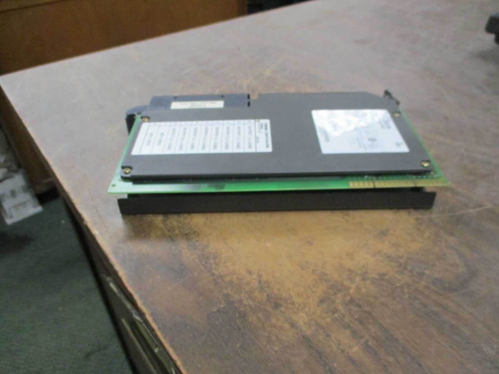 Allen-Bradley Analog Output Module 1771-OFE2/B Ser. B Rev. Y01 F/W Rev. B Used