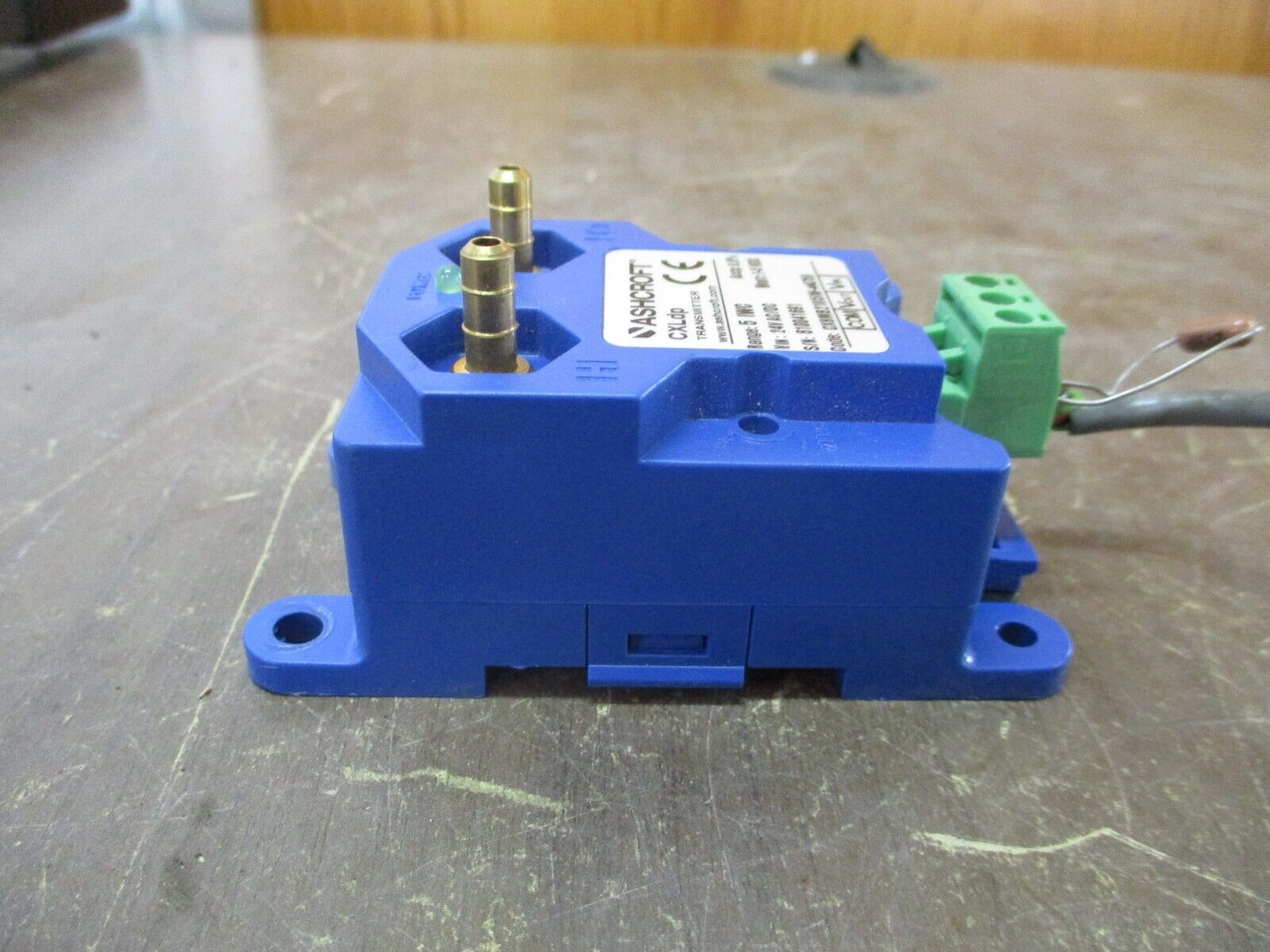 Ashcroft Differential Pressure Transmitter CXLdp Range: IWC Input: 24VAC/DC Used