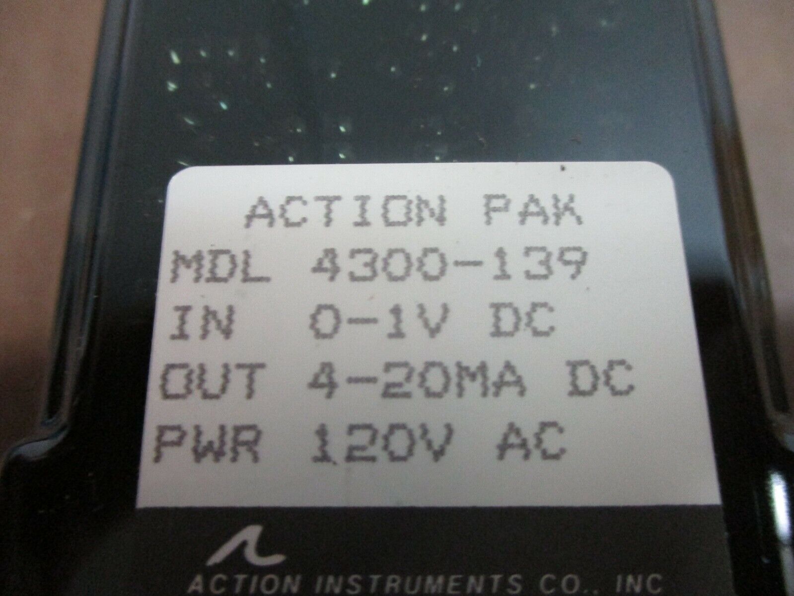 Action Instruments Action Pak Isolating Transmitter 4300-139 120V New Surplus