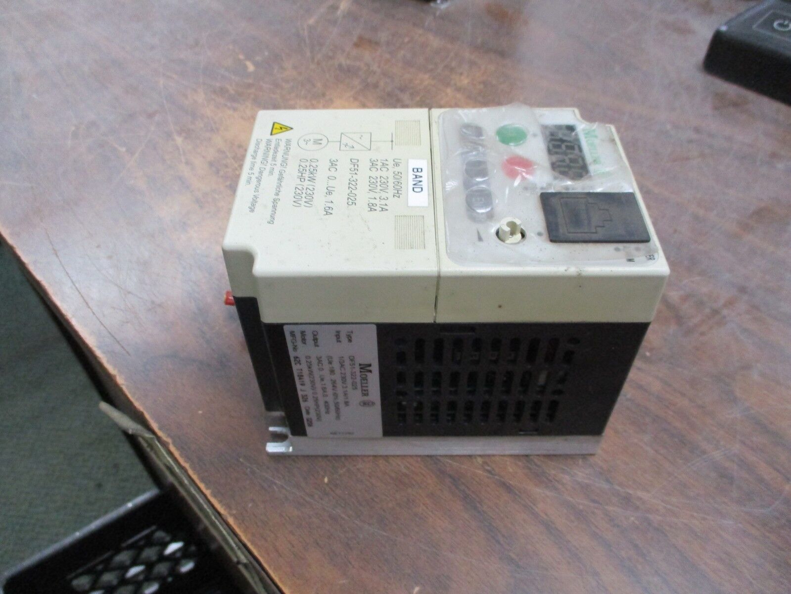 Moeller AC Drive DF51-322-025 0.25HP, *Broken Knob* Used