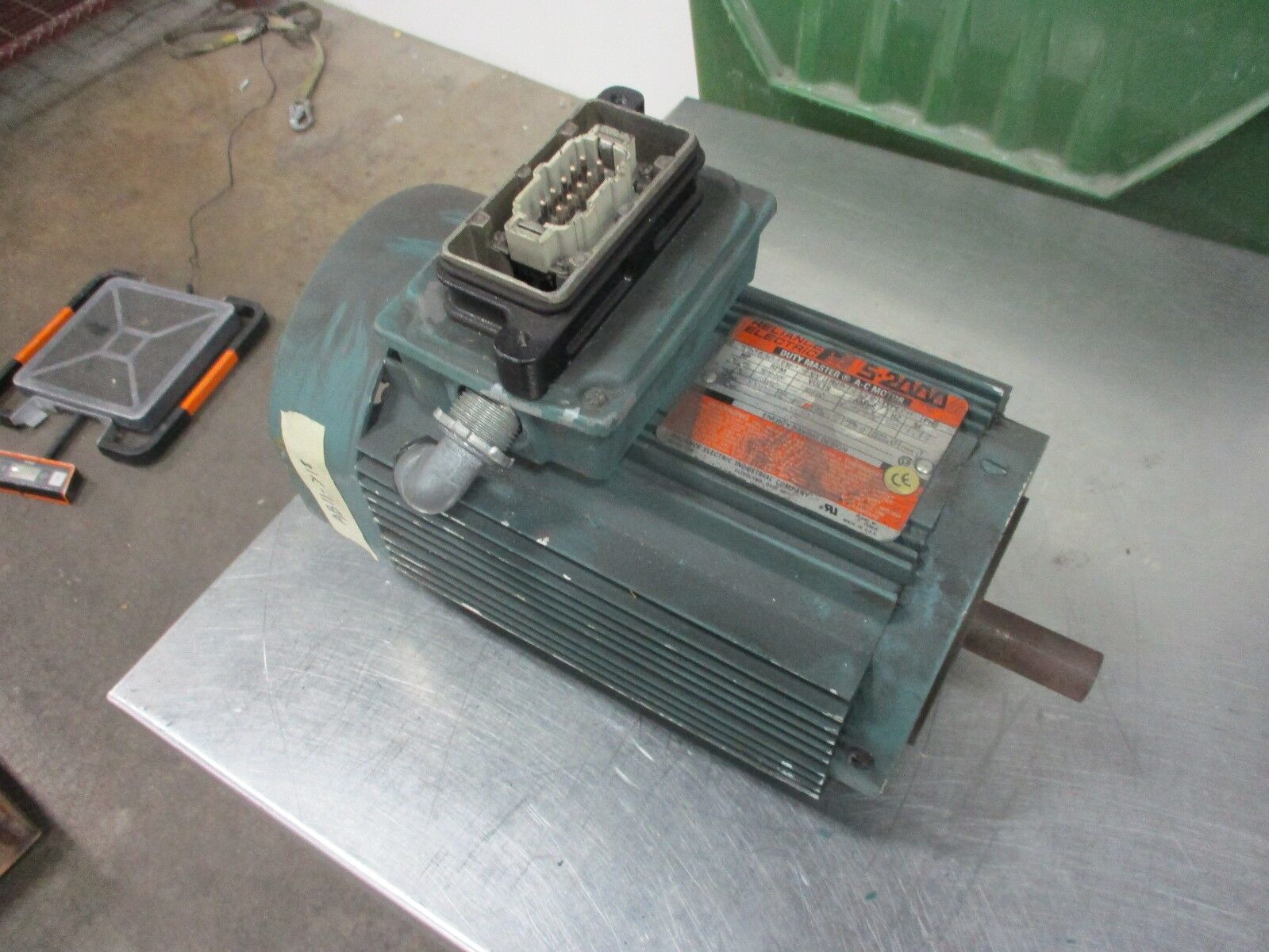 Reliance Duty Master AC Motor B79C3081M-XY 1.0HP 3500RPM FR:WD145TC 460V Used