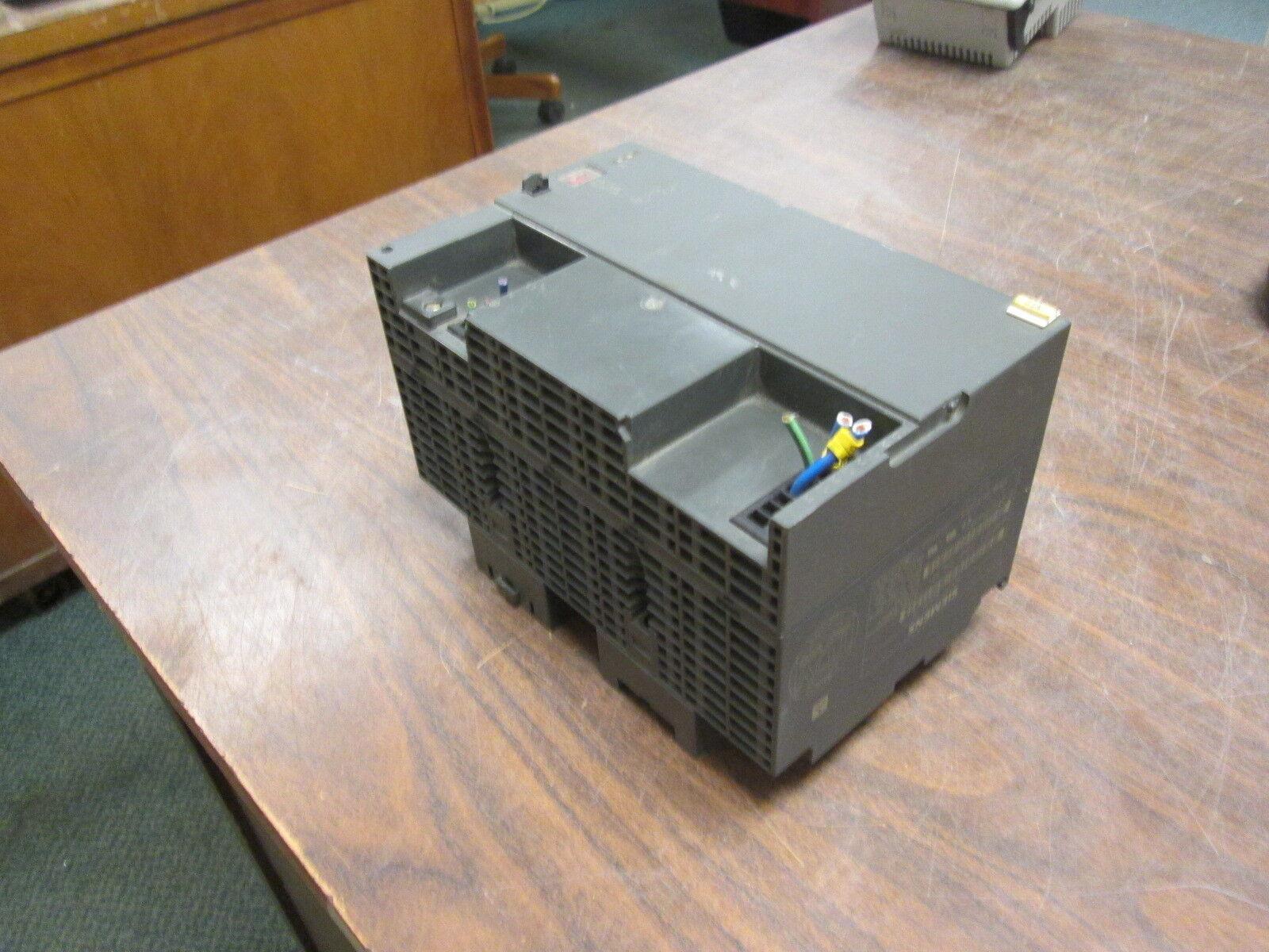 Siemens SITOP Power 10 Power Supply 6EP1 334-1SL11 Used