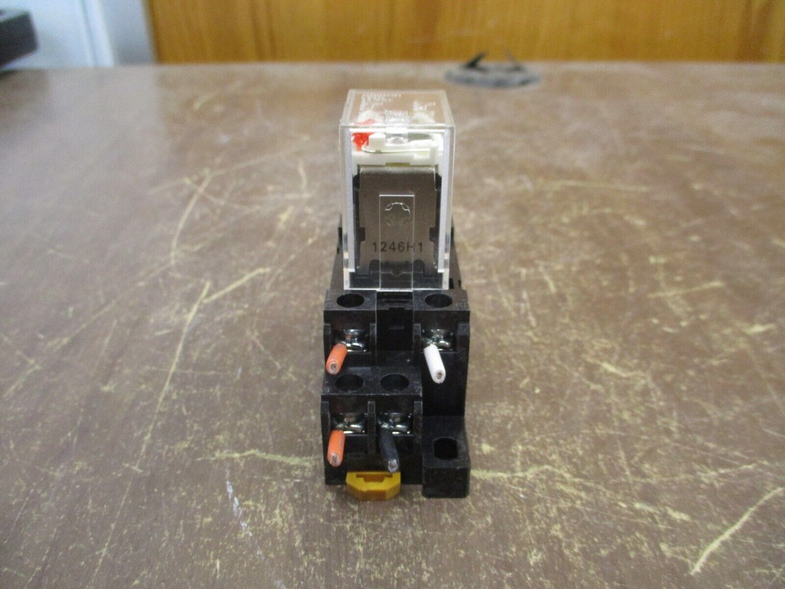 Omron Relay w/ Base LY2N 24VAC Used