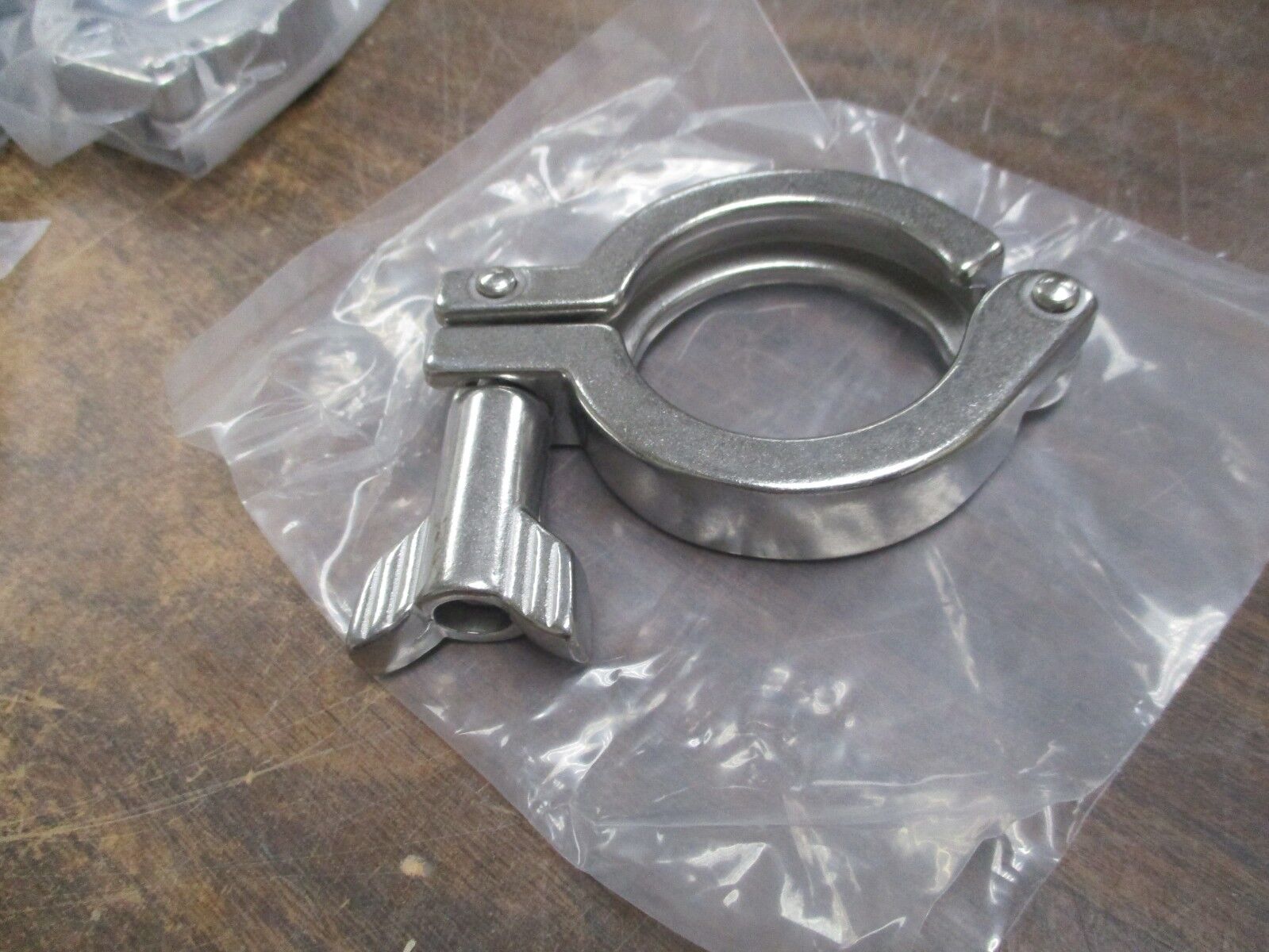VNE Stainless Steel Clamp 13MHHM1.5 Size: 1.5" *Bag of 6* New Surplus