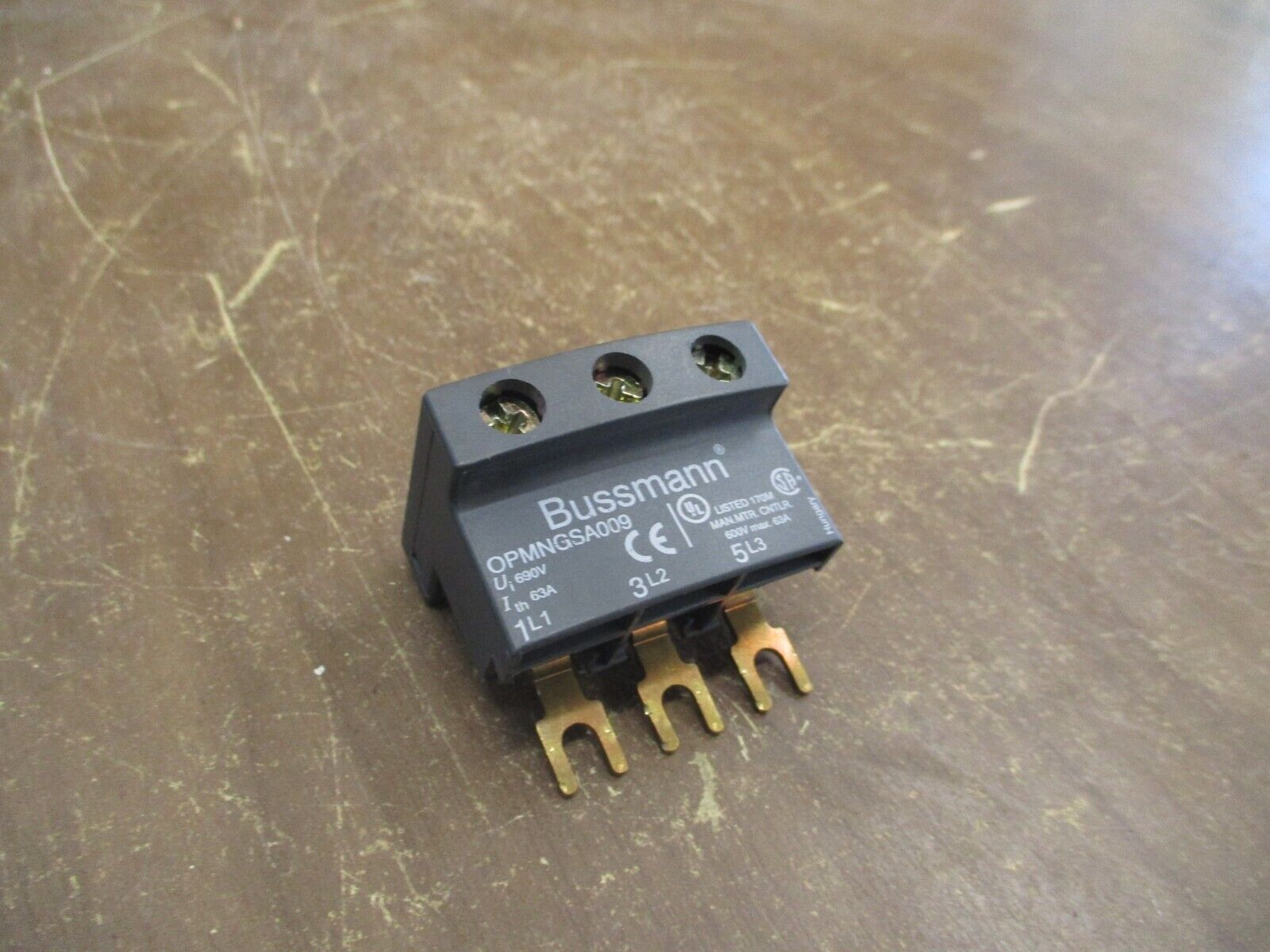 Bussmann Buss Terminal OPMNGSA009 63A 600V Used