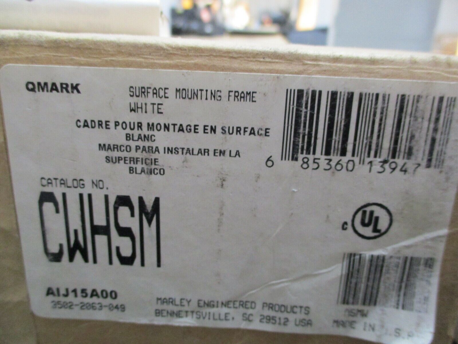 Qmark Surface Mounting Frame CWHSM White New Surplus