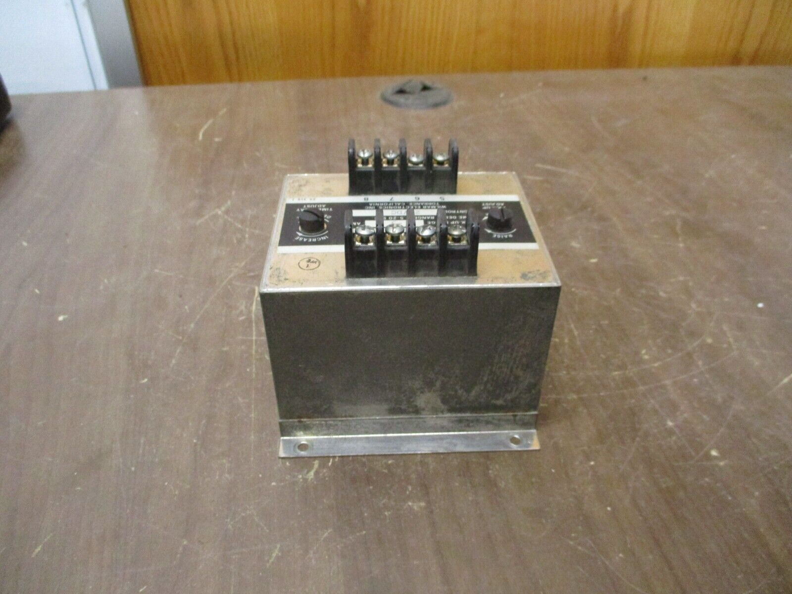 Wilmar Overcurrent Relay WCT1-26DC-5 Pick-Up: 1-5A Delay: 0.5-20 Sec Used