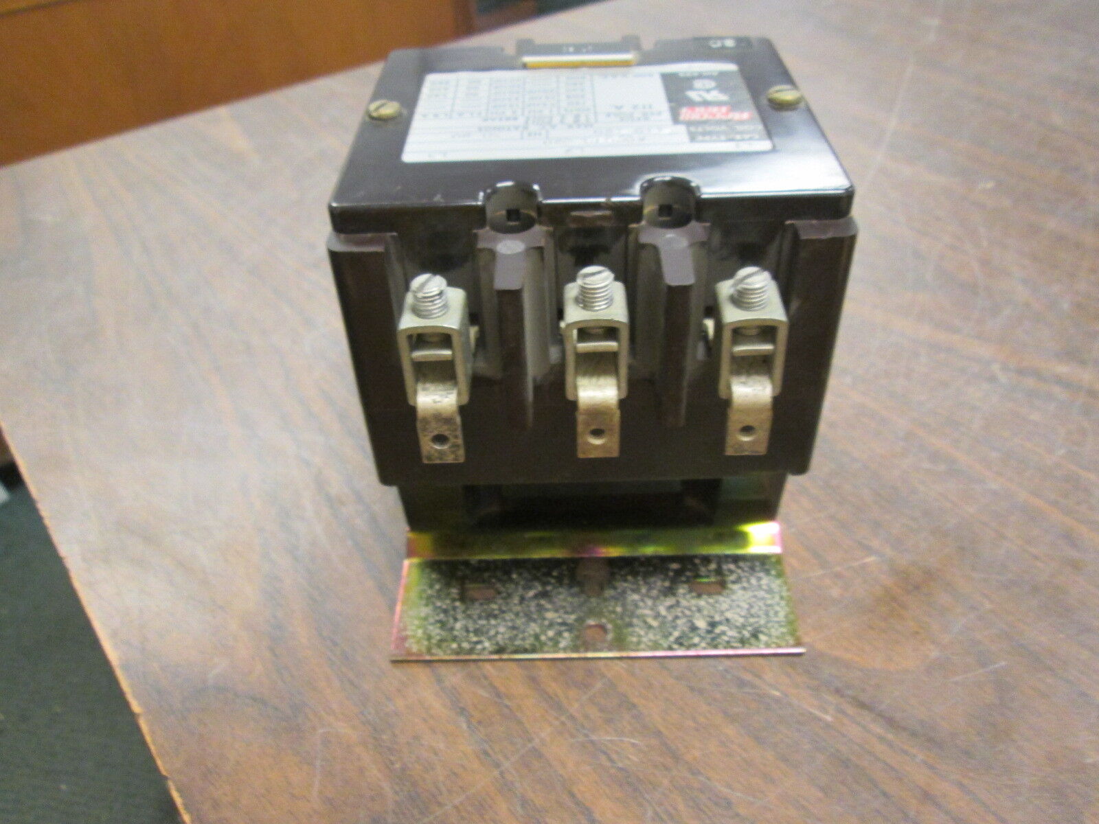Arrow Hart Contactor ACC930-V20 120V Coil 112A 600V Used