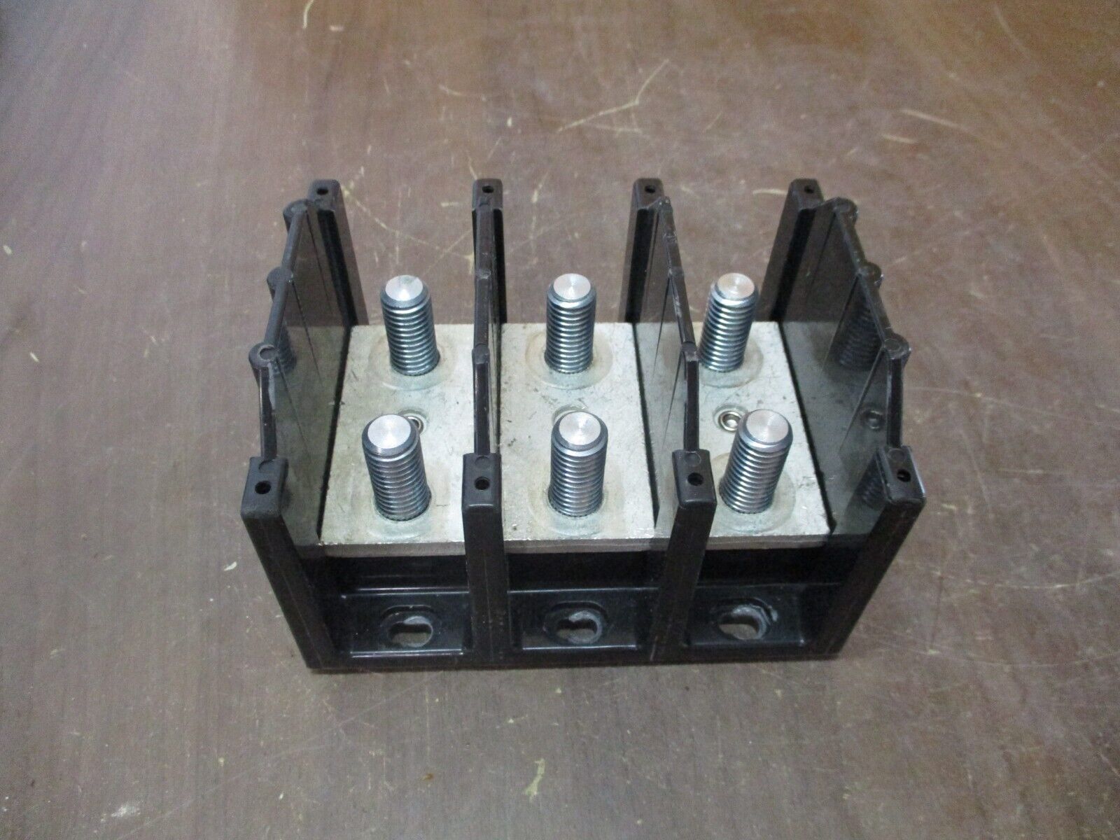 Buss Power Distribution Block 16394-3 400A 600V 3P Line: 1/2-13 STUD Used