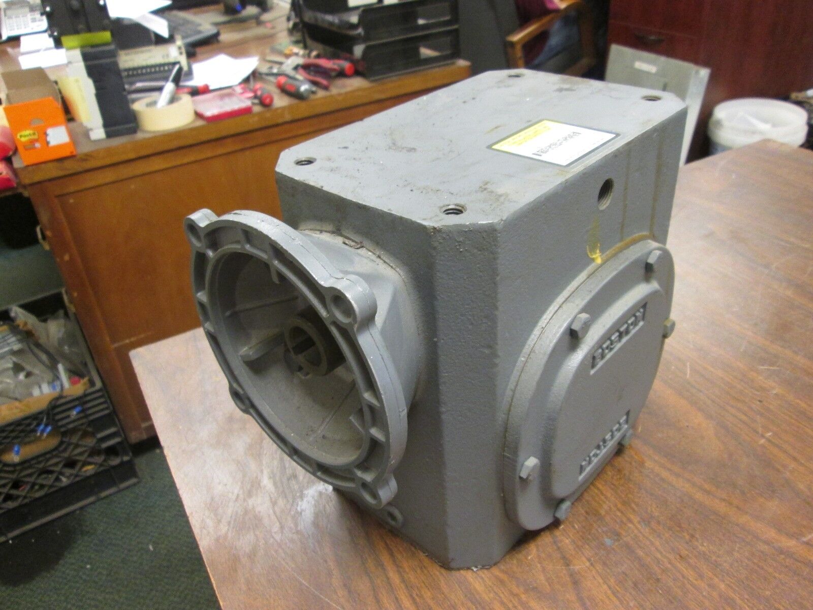 Boston Gear Reducer F732-20-B7-G Ratio 20:1 3.71 HP In 2413 In LB Torque Out