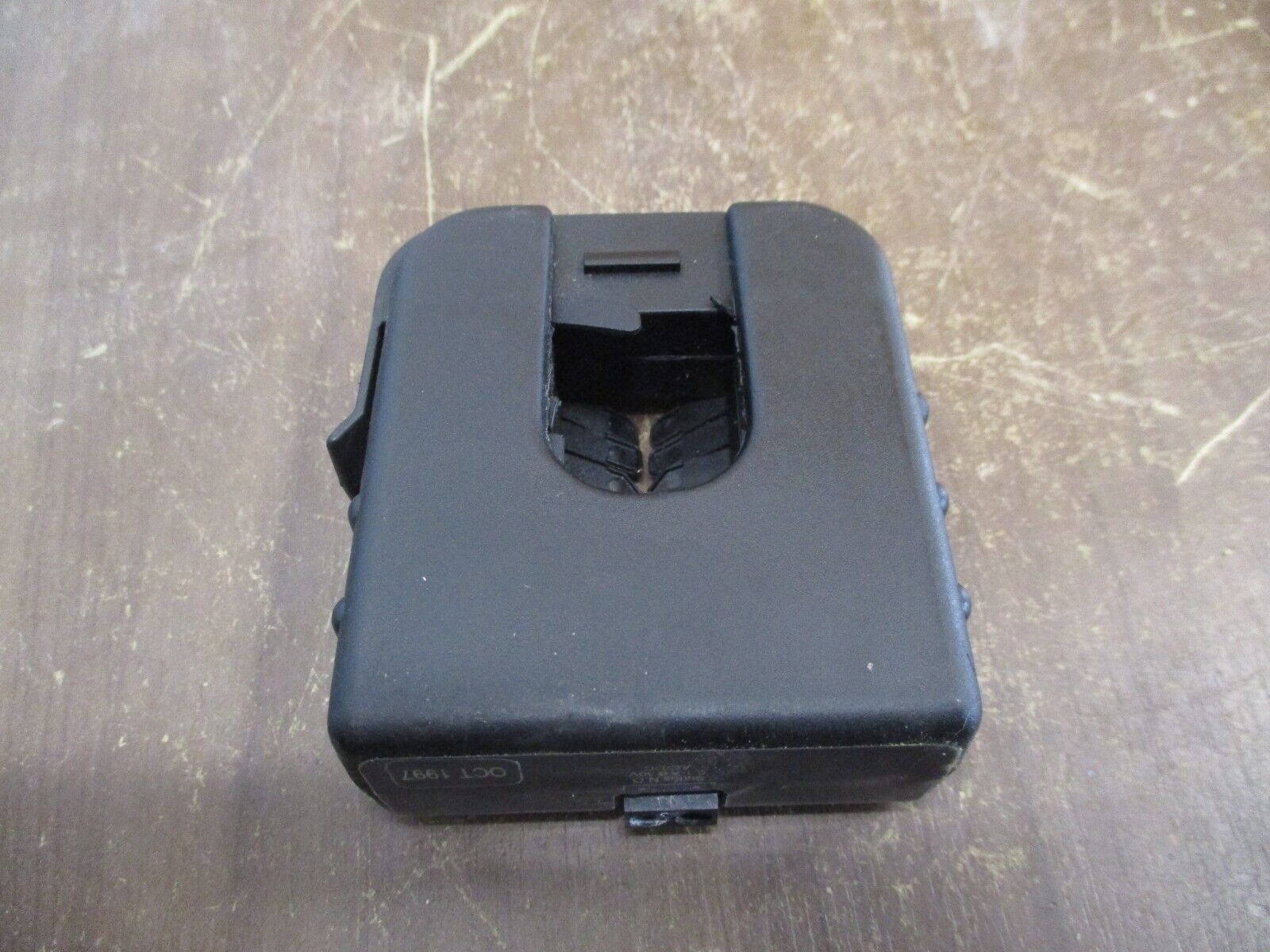 Veris Hawkeye 900 Split-Core Current Sensor H900 Fixed Threshold 0.1A 30V Used