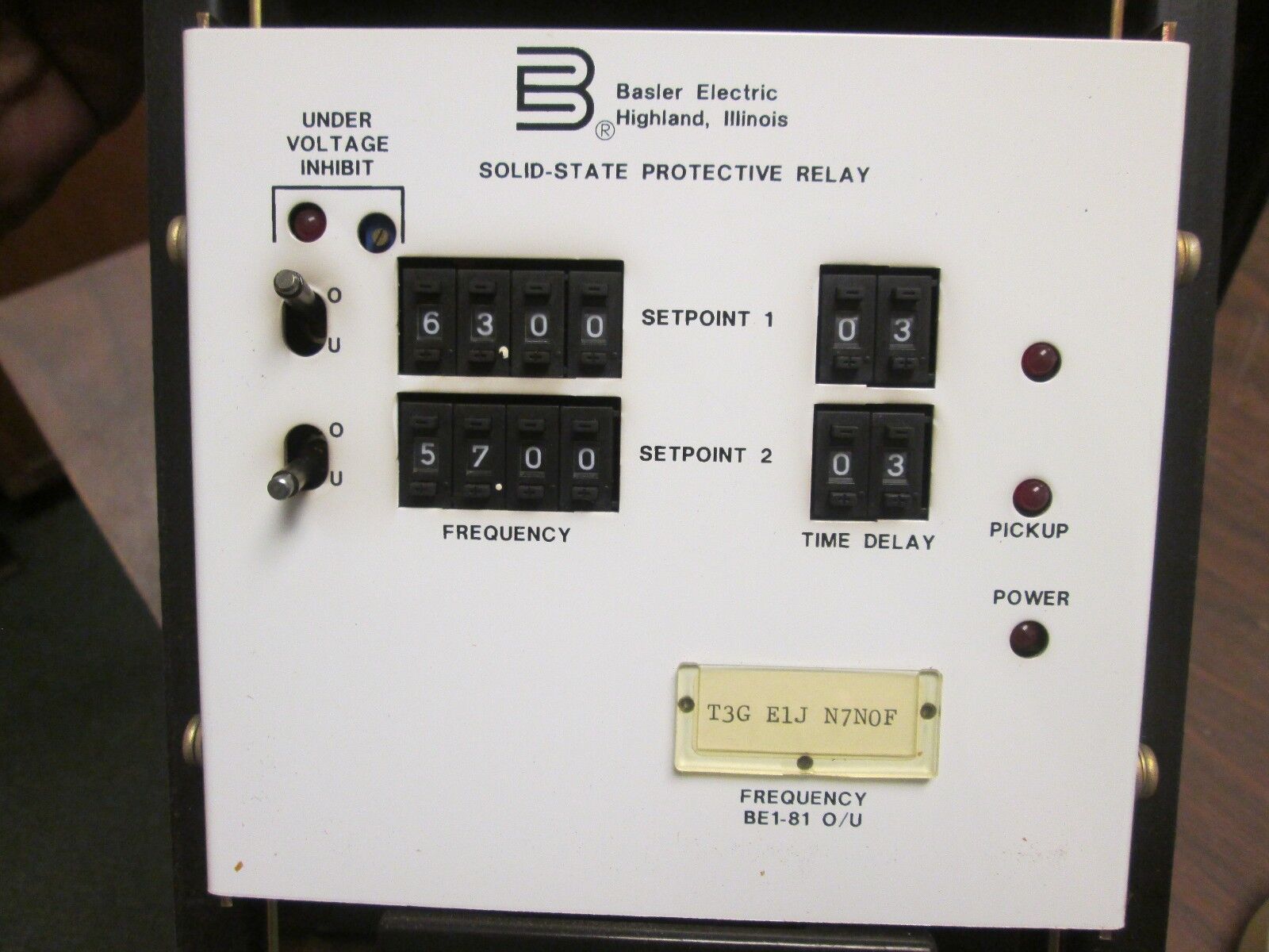 Basler Electric Over/Under Frequency Relay BE1-81 0/U Used