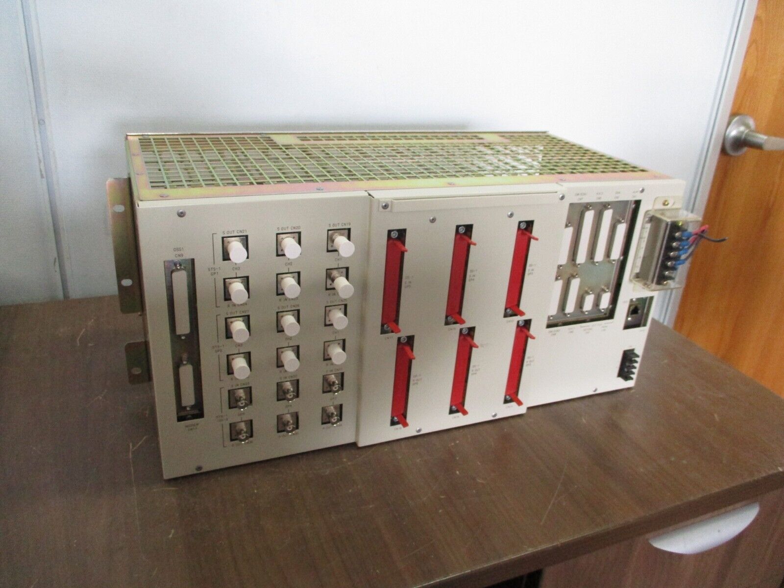 Fujitsu FLM 150 Add-Drop Multiplexer FC9612SF11 Iss. 04 Used