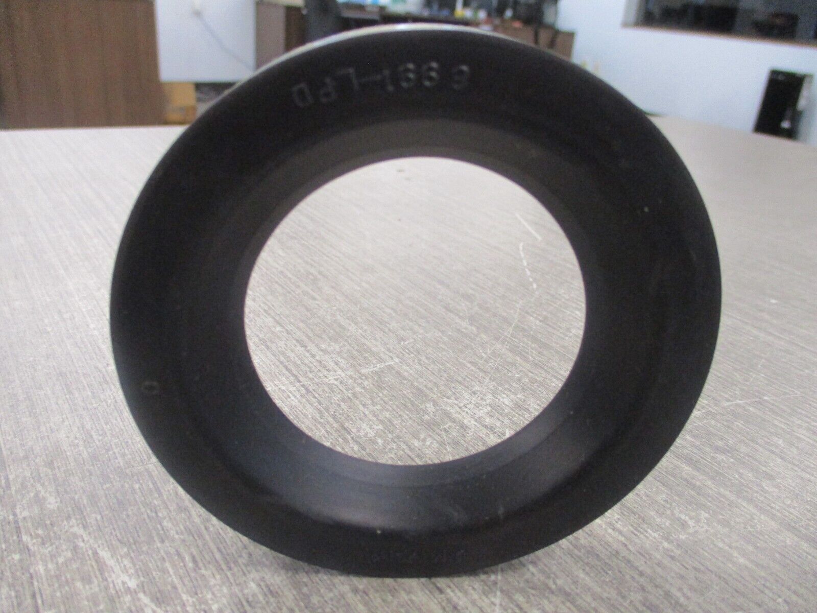 Parker Clipper Oil Seal 1QTR12 *Lot of 3* New Surplus