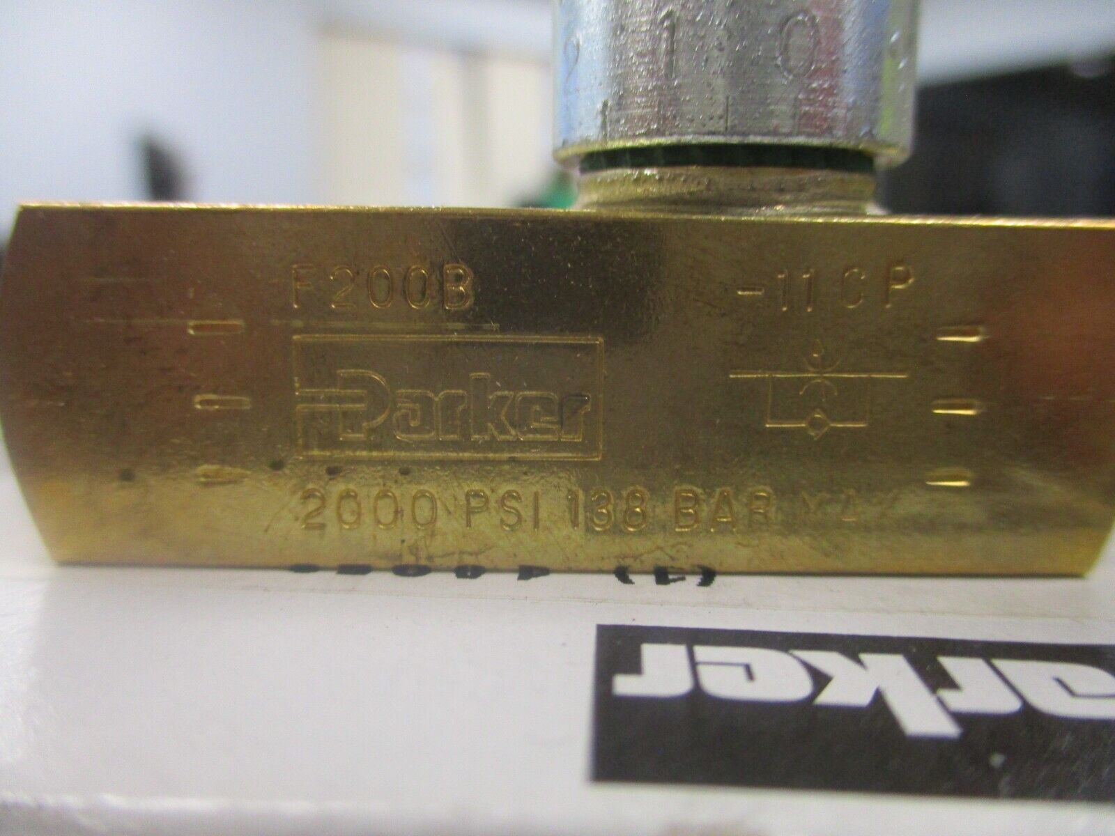 Parker Flow Control Valve 1A853 New Surplus