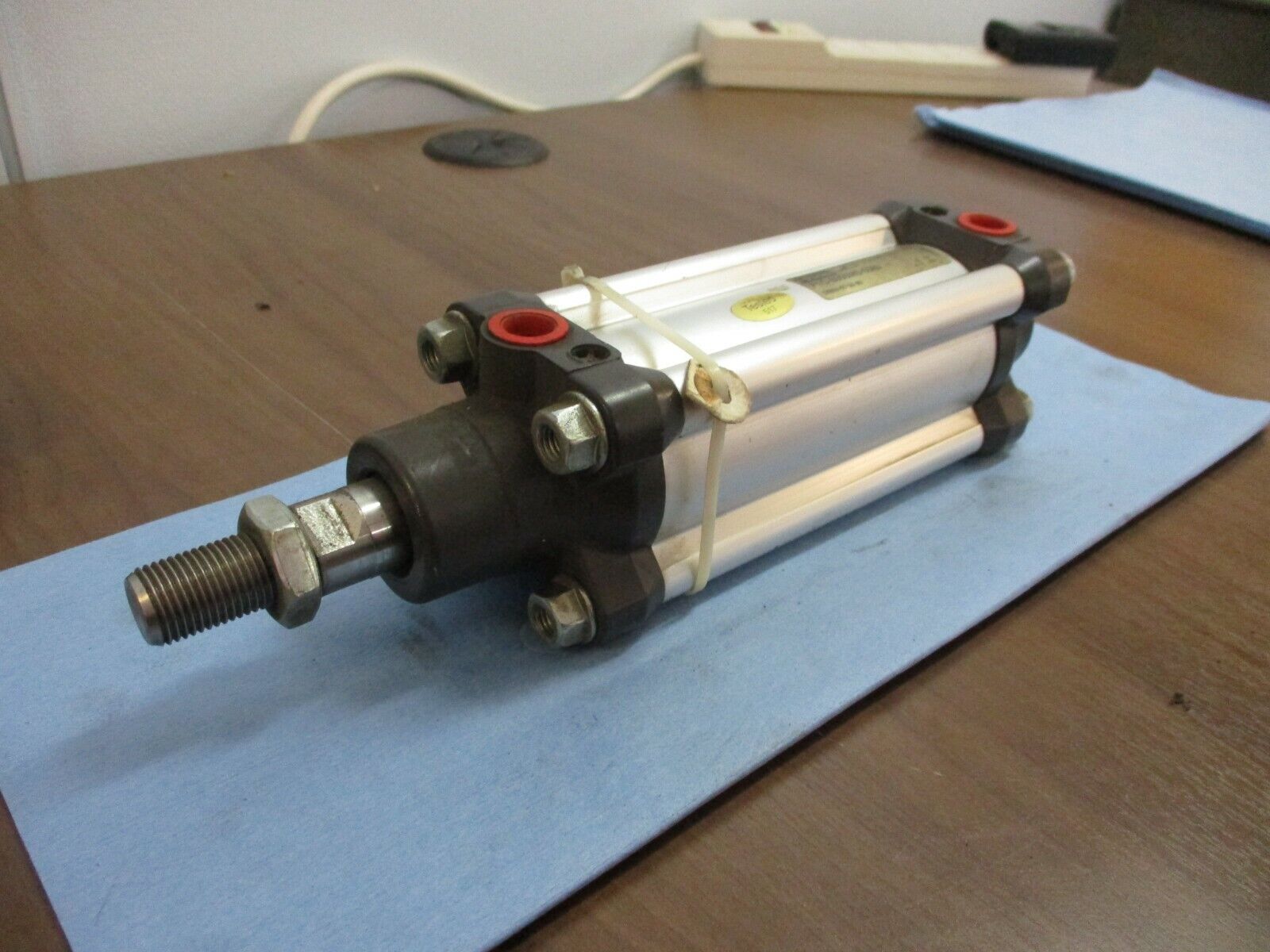 Parker Pneumatic Cylinder P1C-S050MS-0080 10bar Used