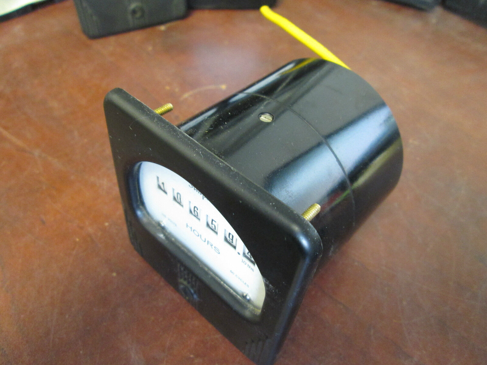 Simpson Electromechanical Hour Meter 115V 60Hz Used